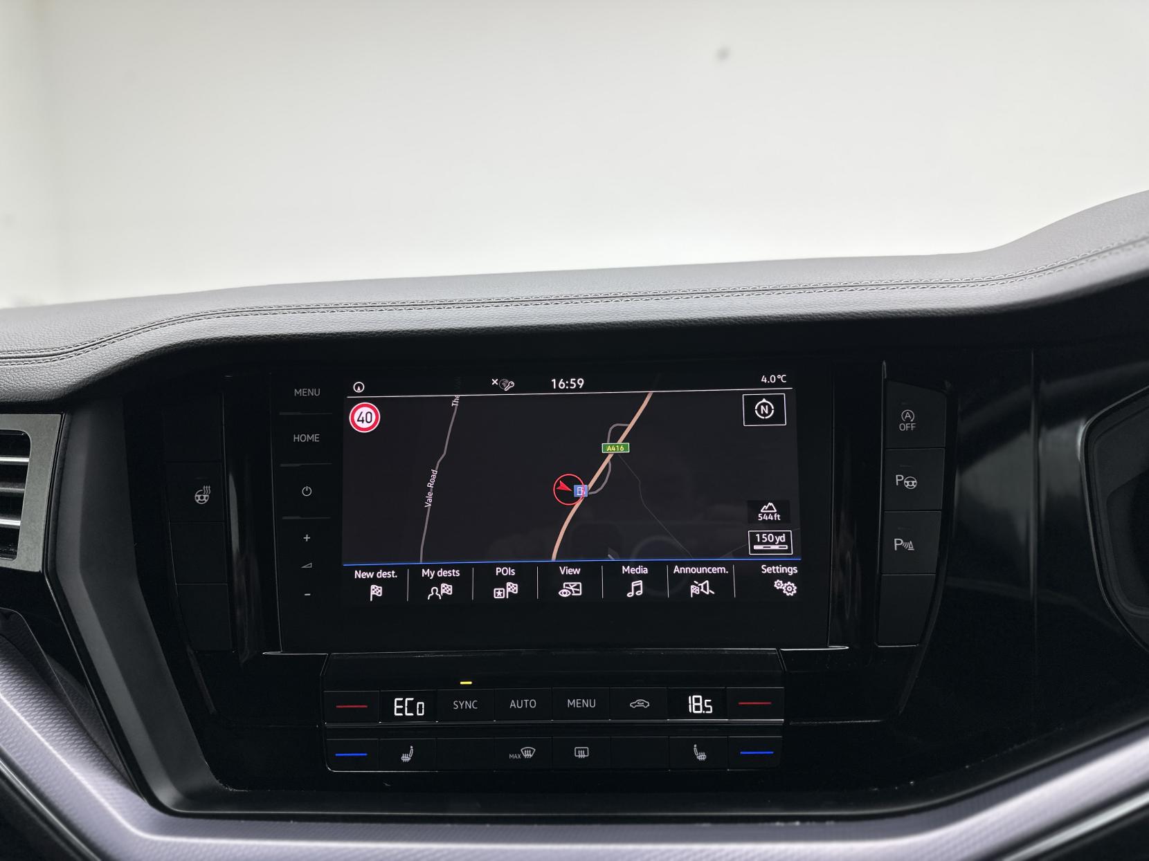 Volkswagen Touareg 3.0 TDI V6 R-Line SUV 5dr Diesel Tiptronic 4Motion Euro 6 (s/s) (231 ps)