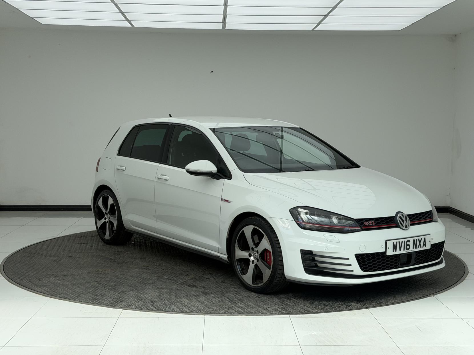 2016 Volkswagen Golf
