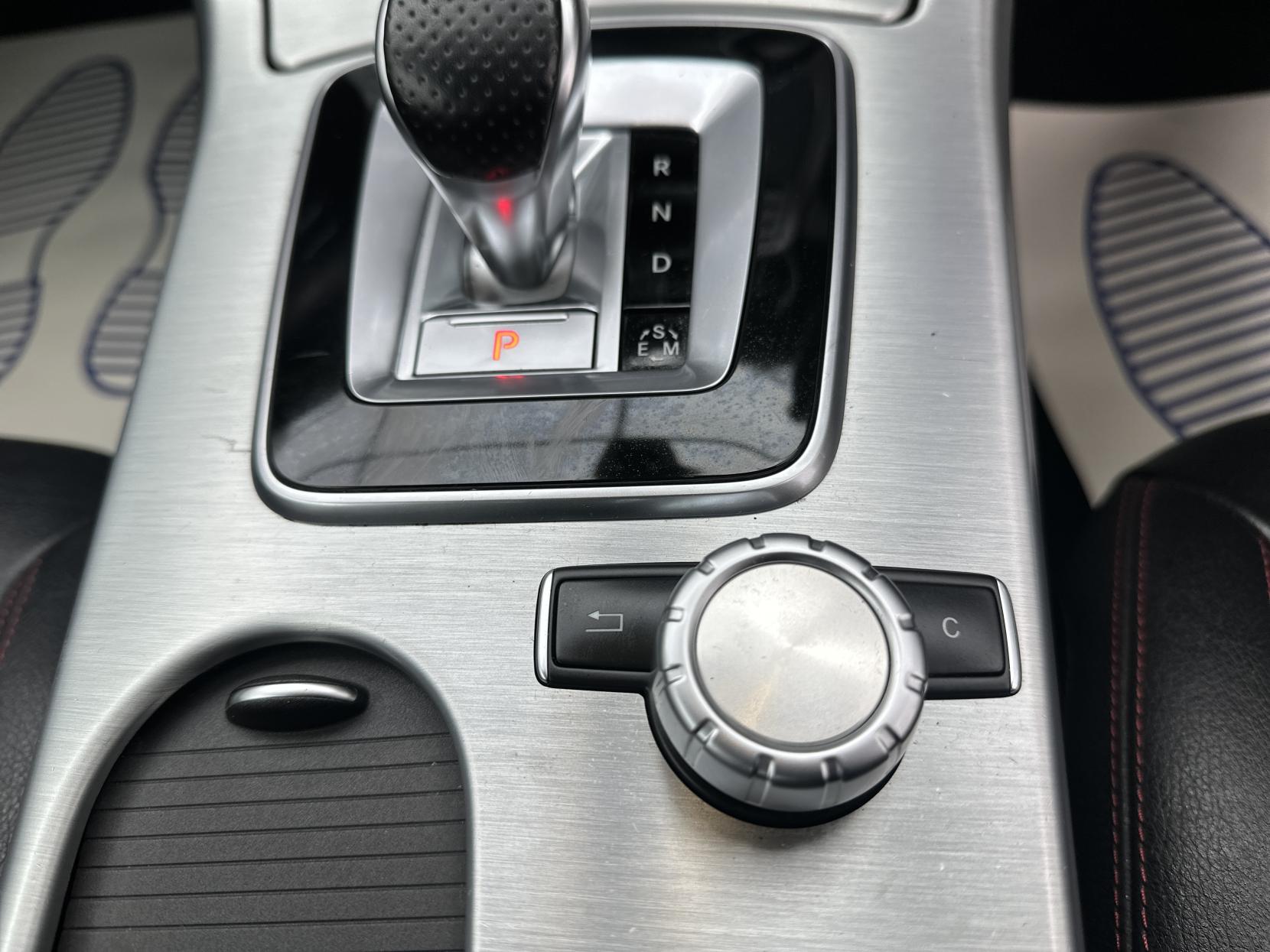 Mercedes-Benz SLK 2.1 SLK250d AMG Sport Convertible 2dr Diesel G-Tronic Euro 6 (s/s) (204 ps)