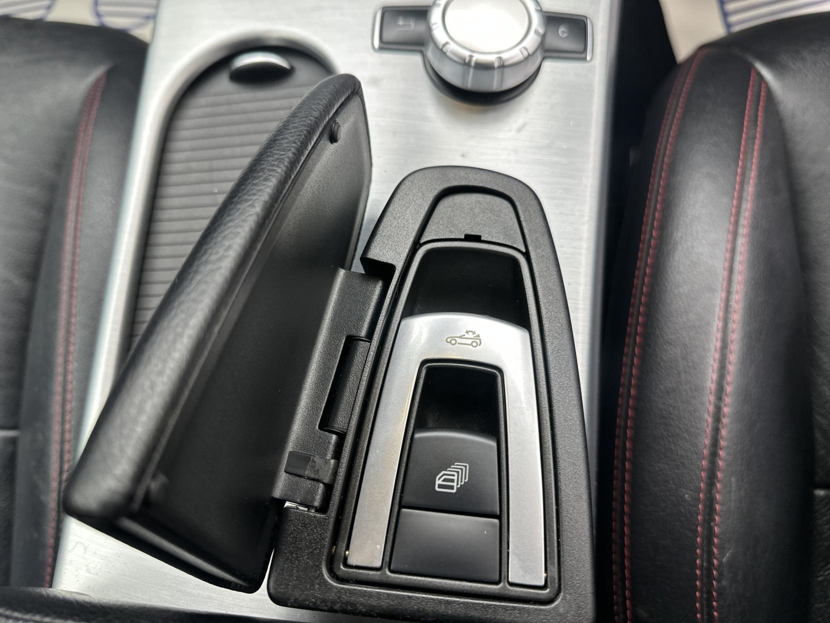 Mercedes-Benz SLK 2.1 SLK250d AMG Sport Convertible 2dr Diesel G-Tronic Euro 6 (s/s) (204 ps)