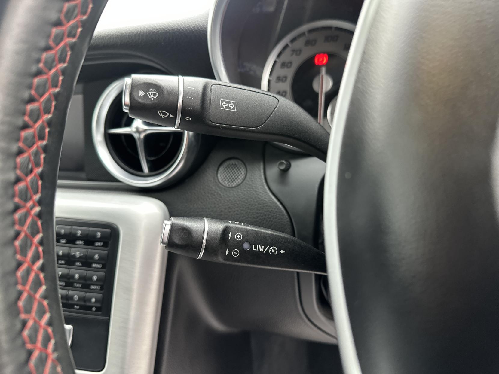 Mercedes-Benz SLK 2.1 SLK250d AMG Sport Convertible 2dr Diesel G-Tronic Euro 6 (s/s) (204 ps)