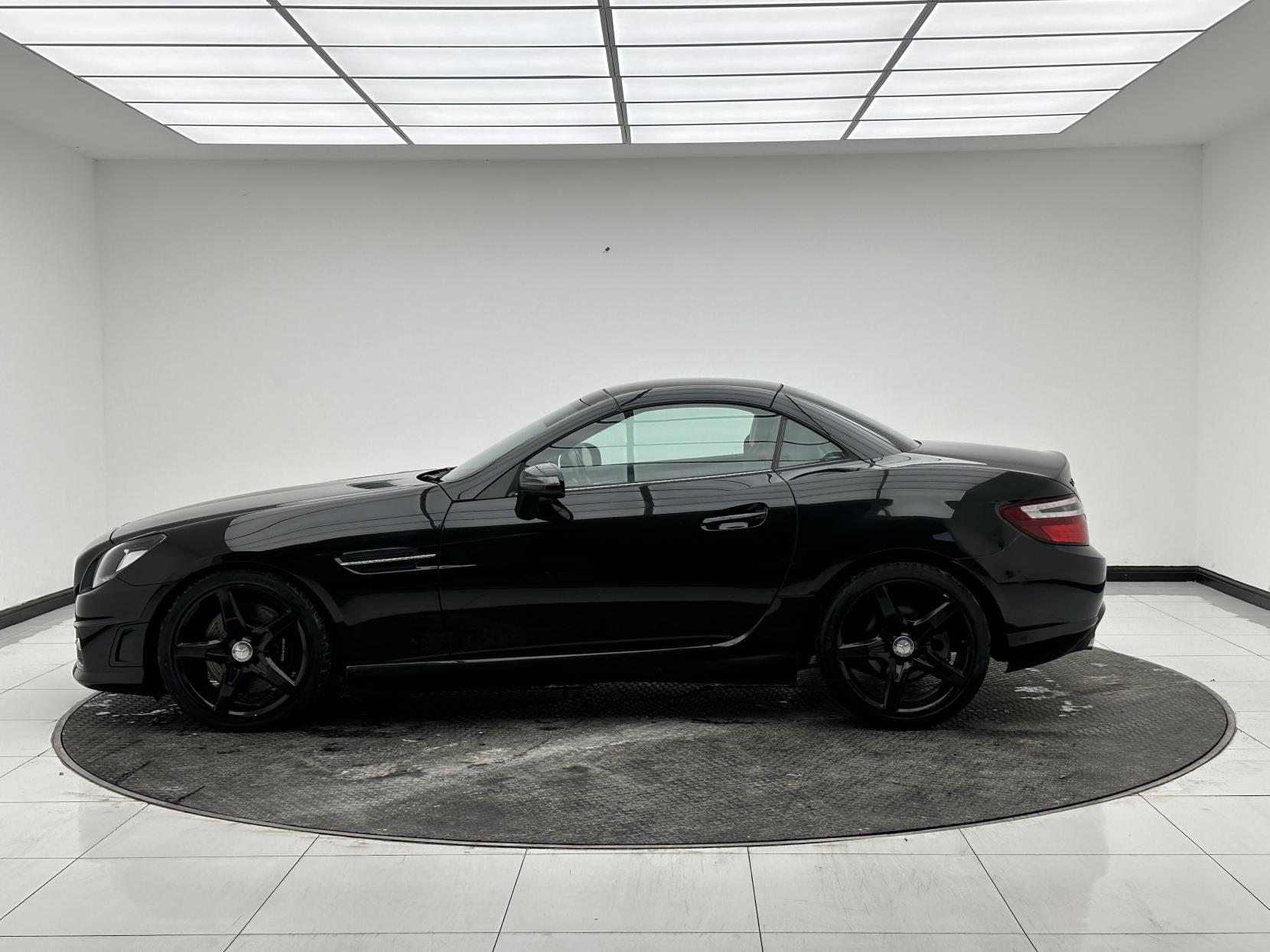 Mercedes-Benz SLK 2.1 SLK250d AMG Sport Convertible 2dr Diesel G-Tronic Euro 6 (s/s) (204 ps)