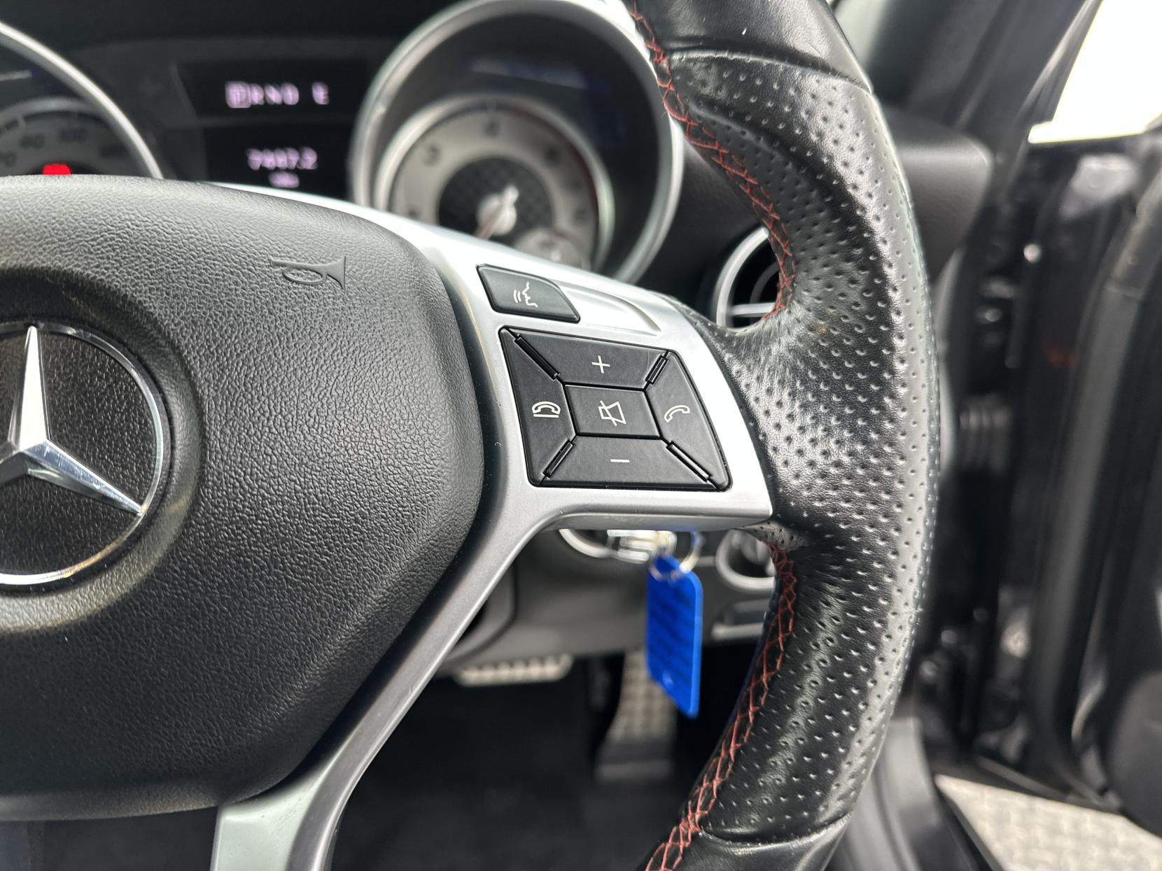 Mercedes-Benz SLK 2.1 SLK250d AMG Sport Convertible 2dr Diesel G-Tronic Euro 6 (s/s) (204 ps)