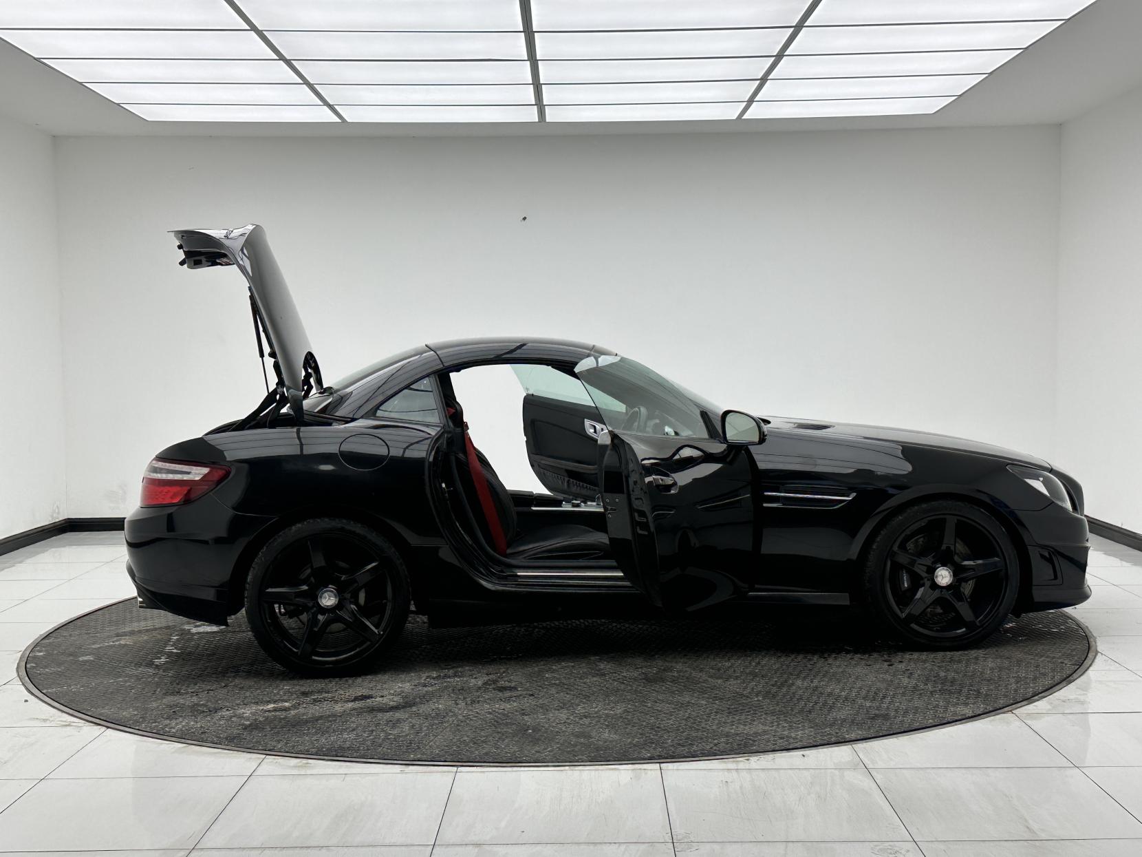 Mercedes-Benz SLK 2.1 SLK250d AMG Sport Convertible 2dr Diesel G-Tronic Euro 6 (s/s) (204 ps)