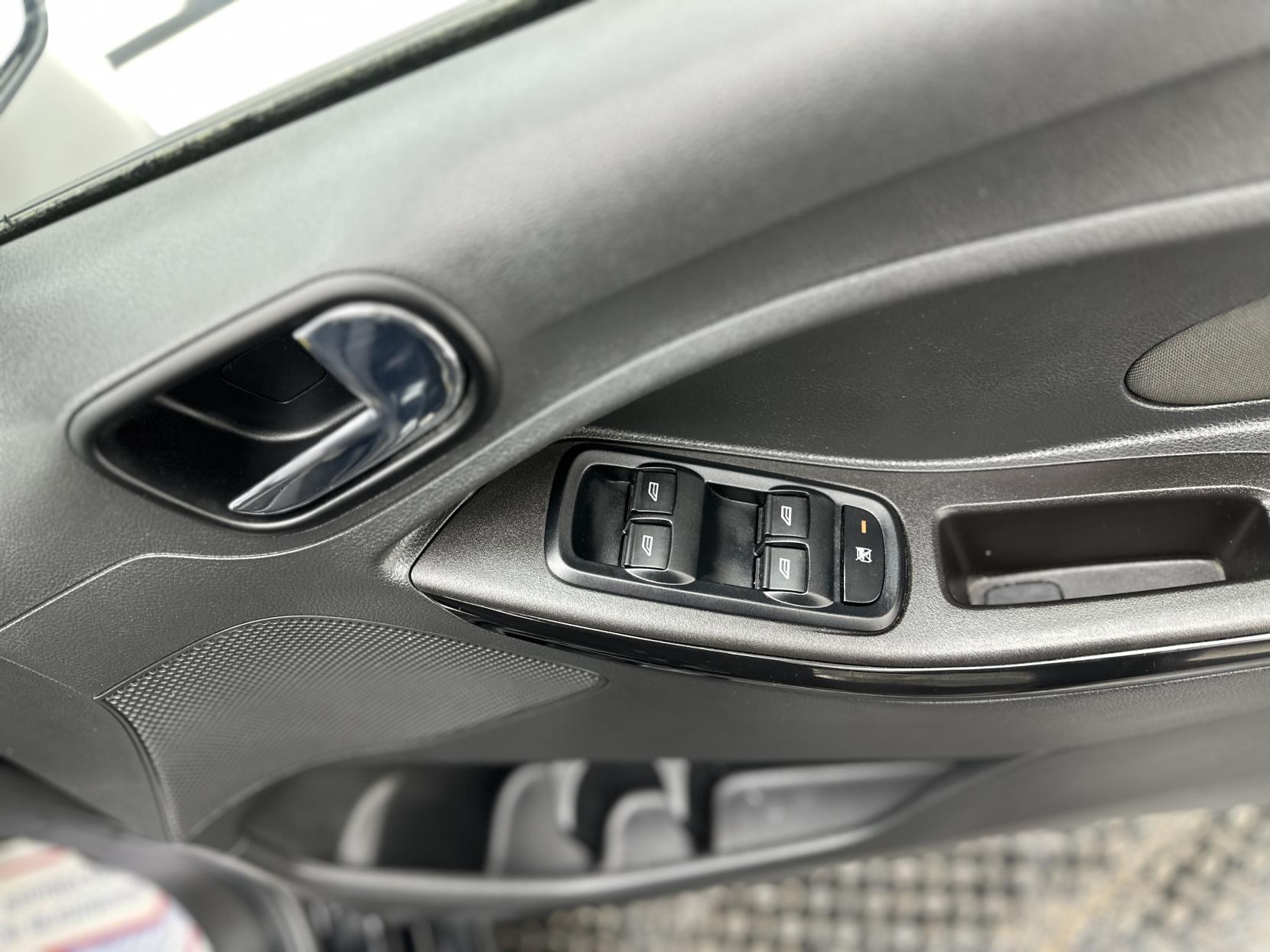 Ford Ka+ 1.2 Ti-VCT Zetec Hatchback 5dr Petrol Manual Euro 6 (70 ps)