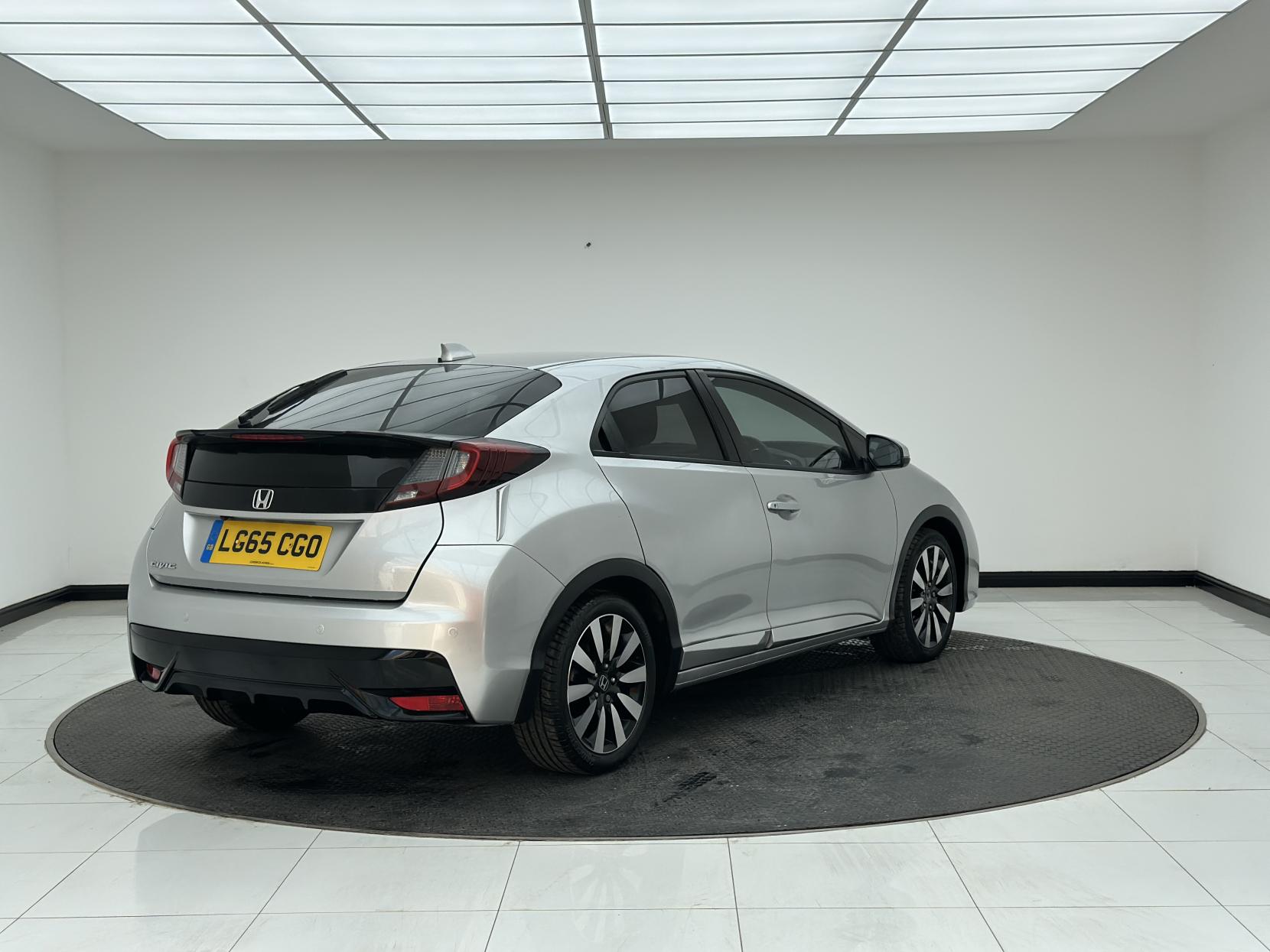 Honda Civic 1.8 i-VTEC SE Plus Hatchback 5dr Petrol Auto Euro 6 (142 ps)