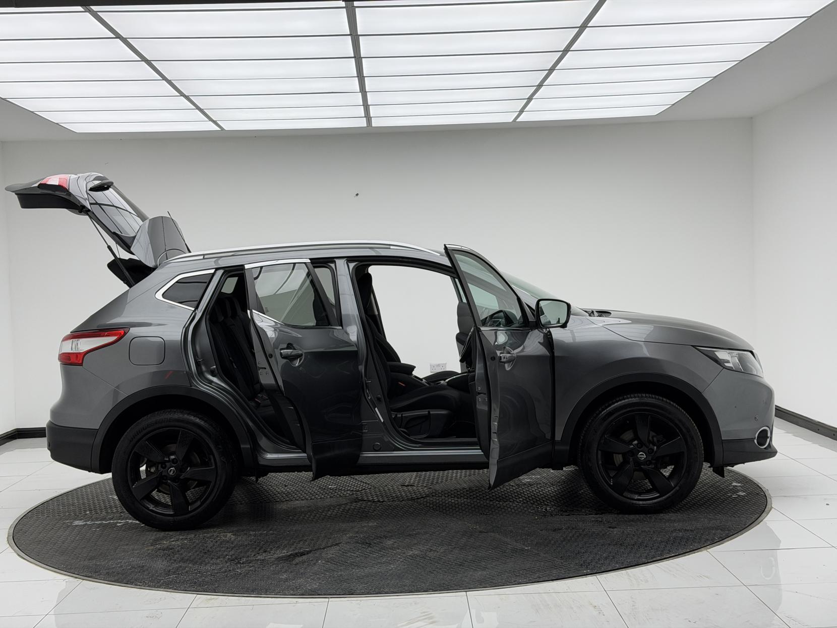 Nissan Qashqai 1.2 DIG-T N-Connecta SUV 5dr Petrol XTRON 2WD Euro 6 (s/s) (115 ps)