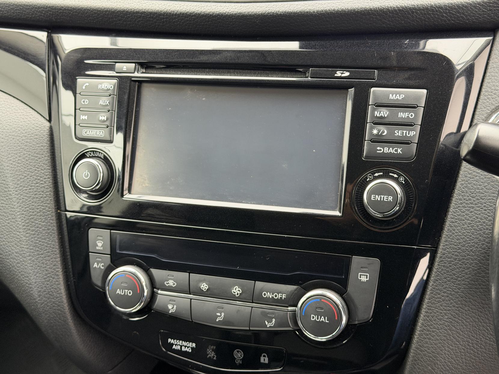 Nissan Qashqai 1.2 DIG-T N-Connecta SUV 5dr Petrol XTRON 2WD Euro 6 (s/s) (115 ps)