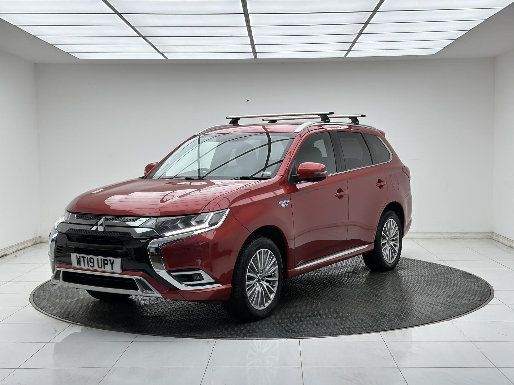 Mitsubishi Outlander 2.4h TwinMotor 13.8kWh 4h SUV 5dr Petrol Plug-in Hybrid CVT 4WD Euro 6 (s/s) (209 ps)