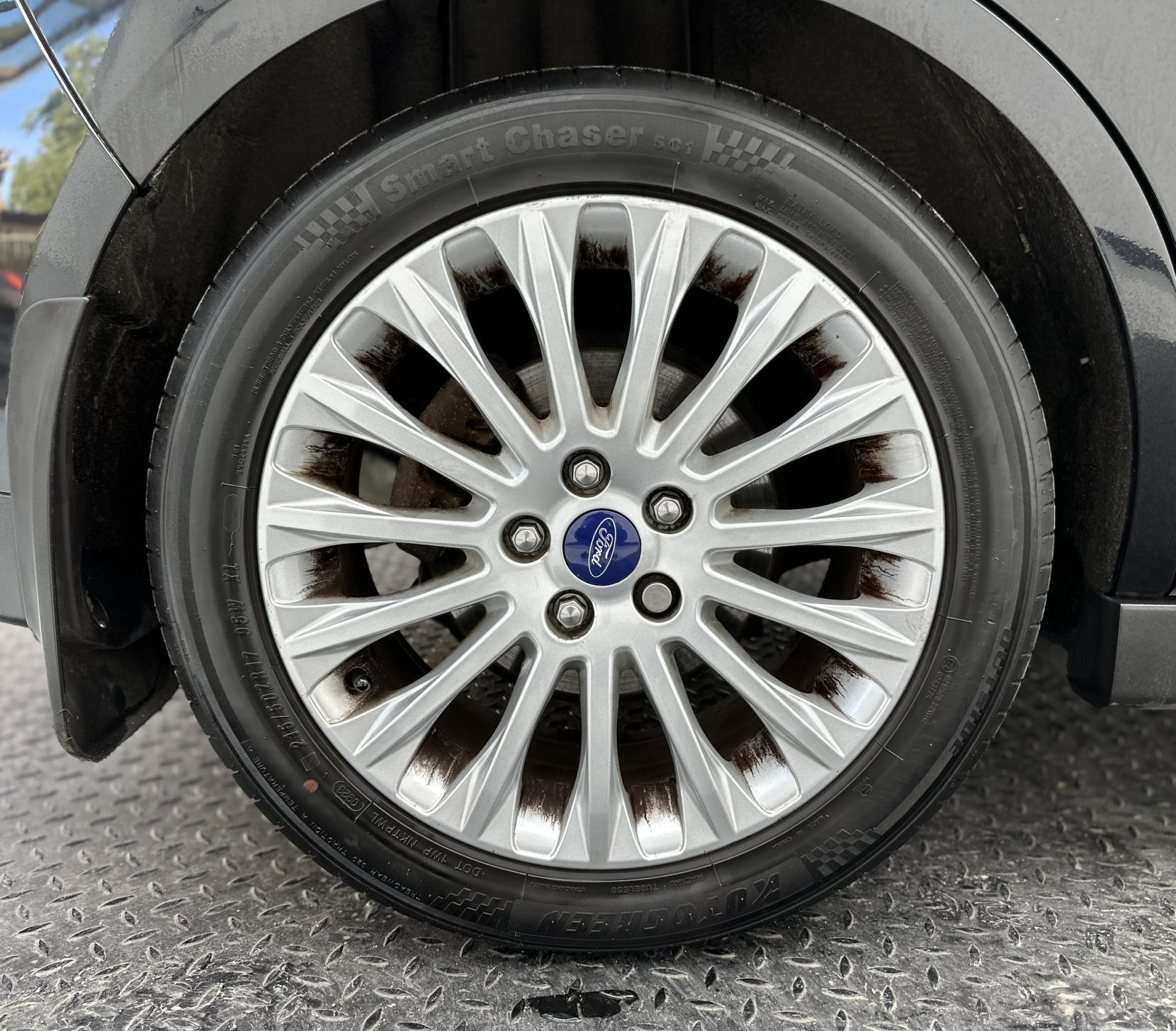 Ford C-Max 2.0 TDCi Titanium MPV 5dr Diesel Powershift Euro 5 (140 ps)