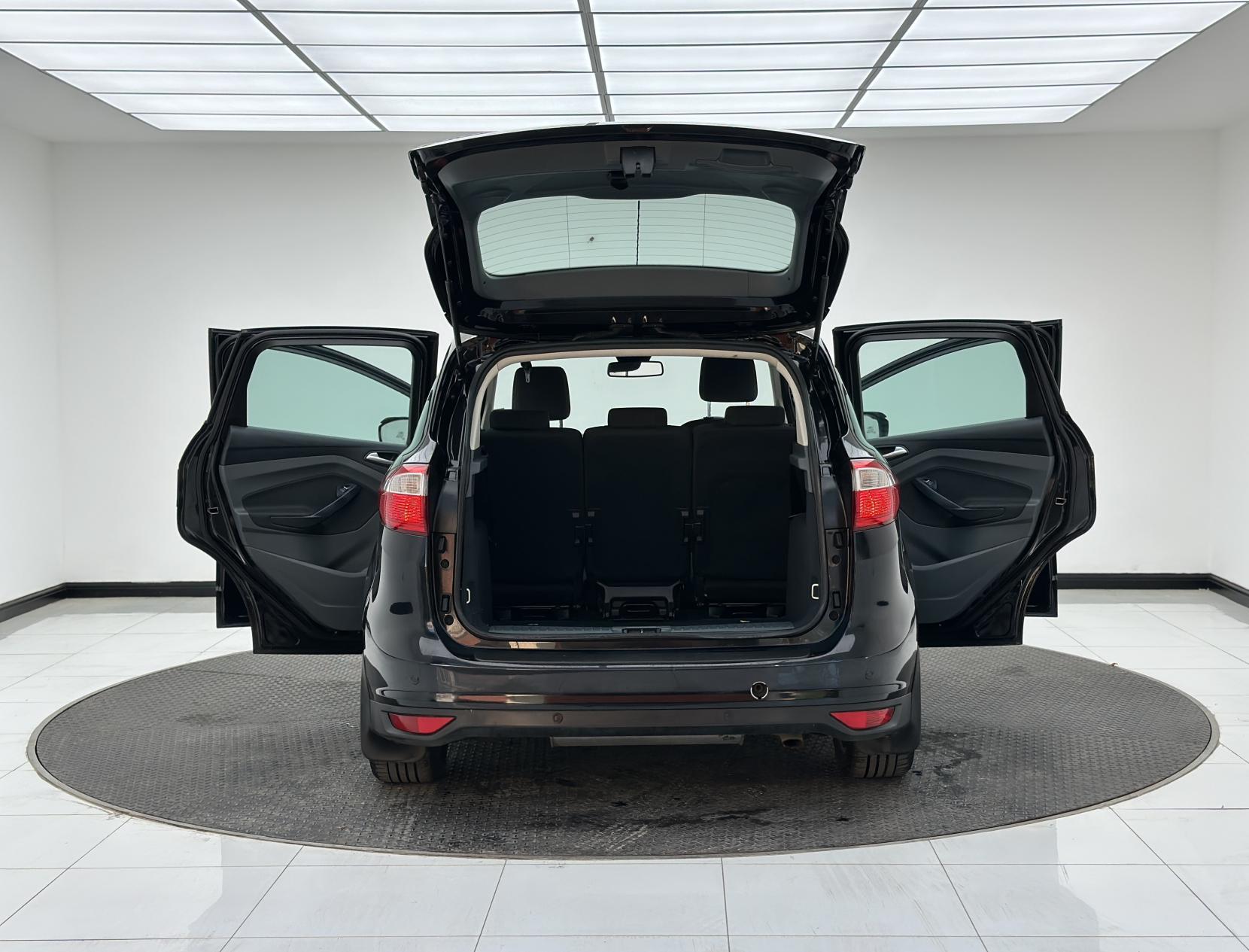 Ford C-Max 2.0 TDCi Titanium MPV 5dr Diesel Powershift Euro 5 (140 ps)