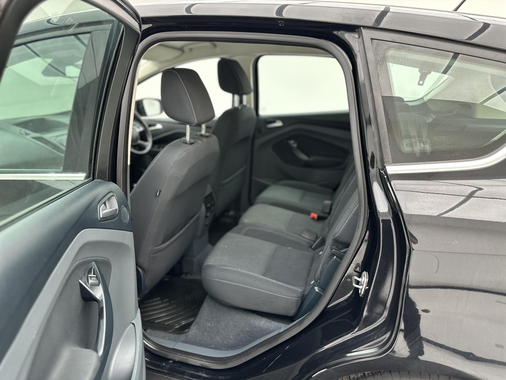 Ford C-Max 2.0 TDCi Titanium MPV 5dr Diesel Powershift Euro 5 (140 ps)