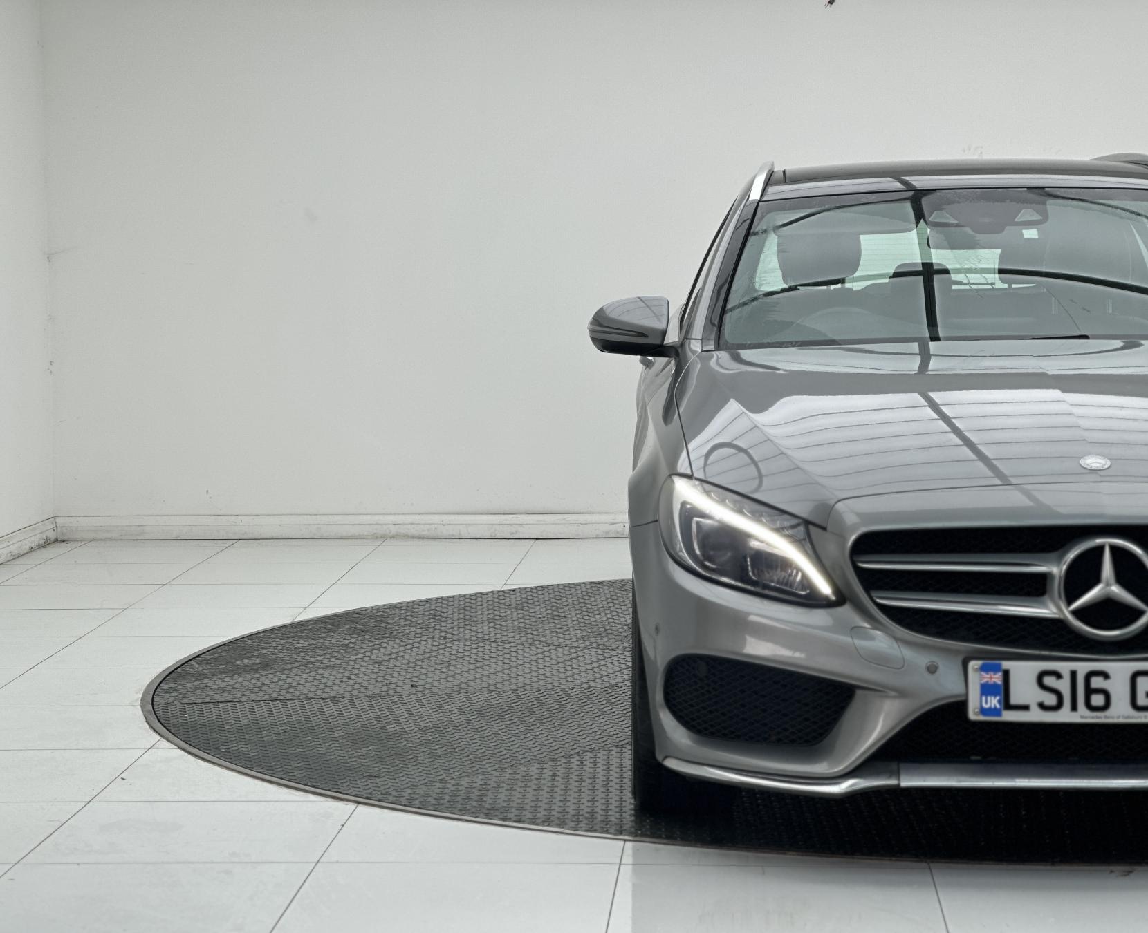 Mercedes-Benz C Class 2.1 C220d AMG Line (Premium) Estate 5dr Diesel 7G-Tronic+ Euro 6 (s/s) (170 ps)