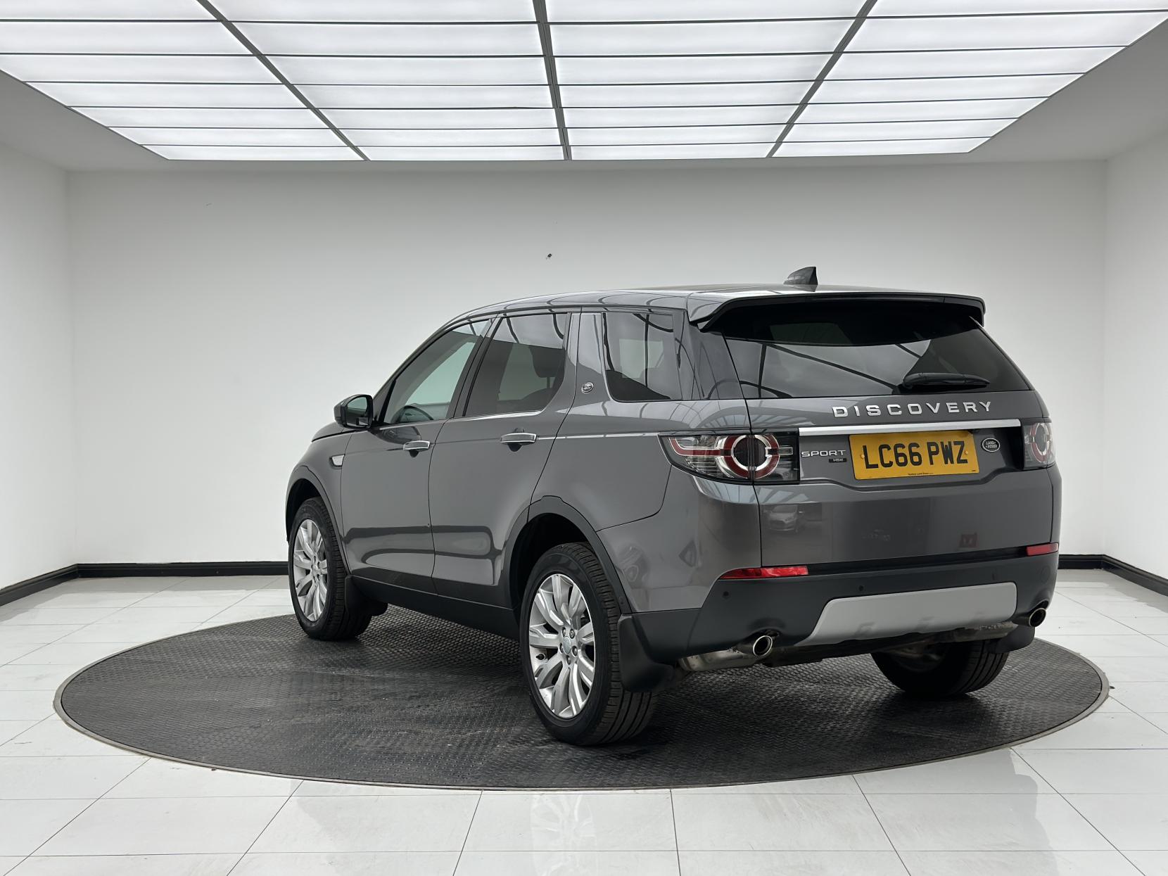 Land Rover Discovery Sport 2.0 TD4 HSE Luxury SUV 5dr Diesel Auto 4WD Euro 6 (s/s) (180 ps)