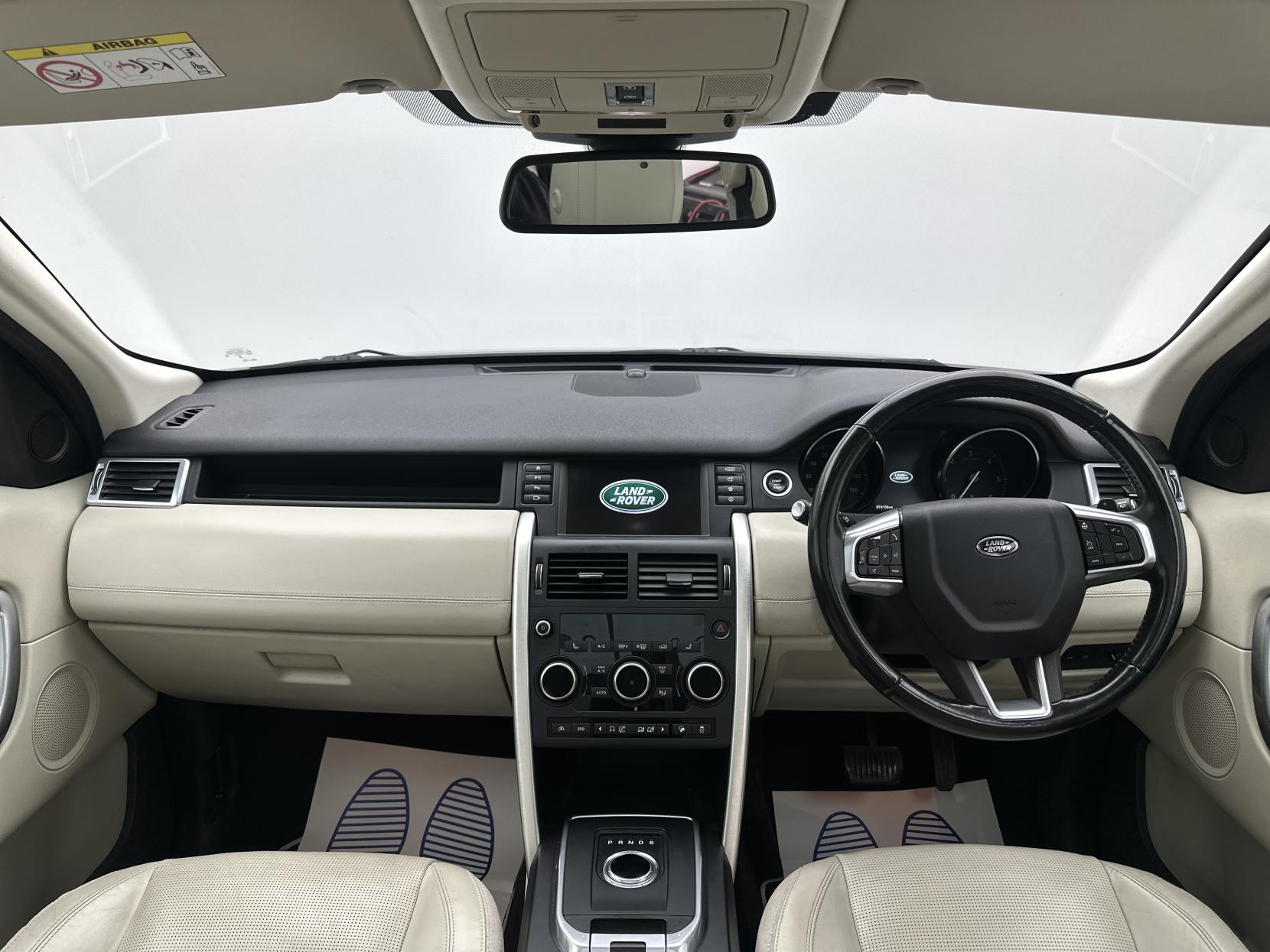 Land Rover Discovery Sport 2.0 TD4 HSE Luxury SUV 5dr Diesel Auto 4WD Euro 6 (s/s) (180 ps)
