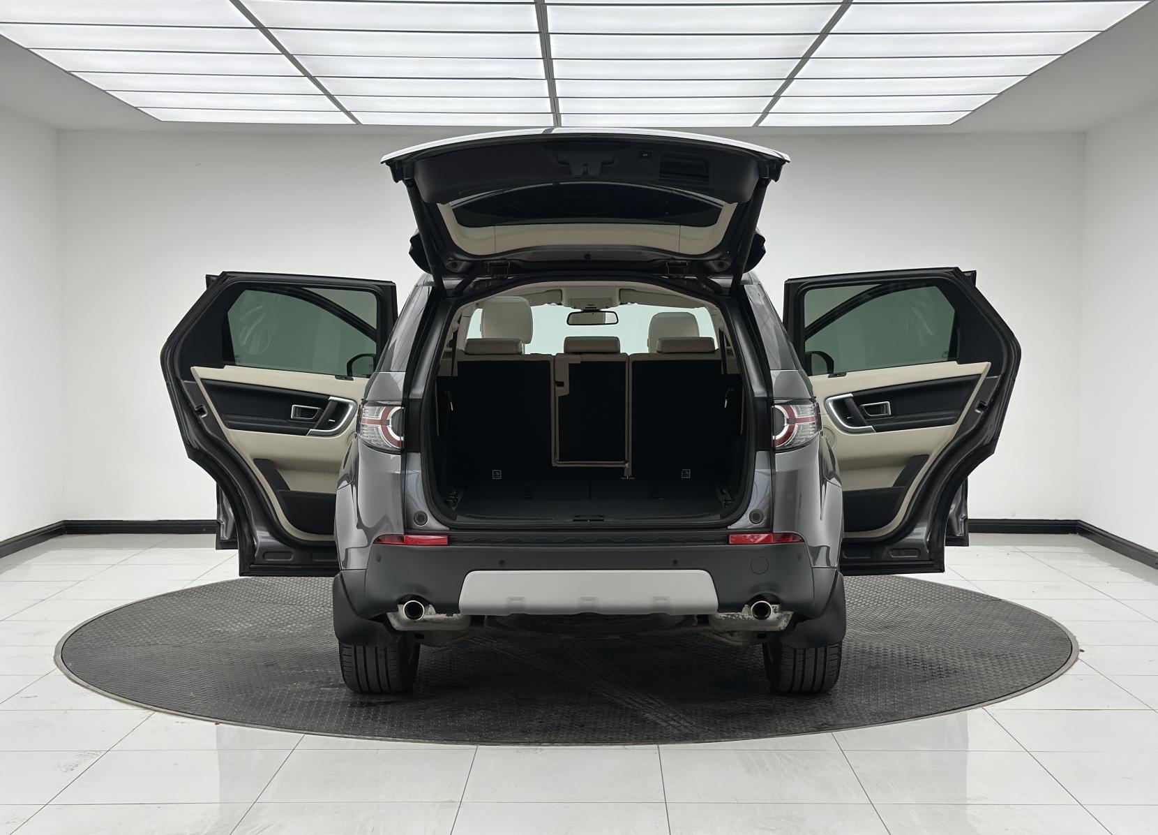 Land Rover Discovery Sport 2.0 TD4 HSE Luxury SUV 5dr Diesel Auto 4WD Euro 6 (s/s) (180 ps)