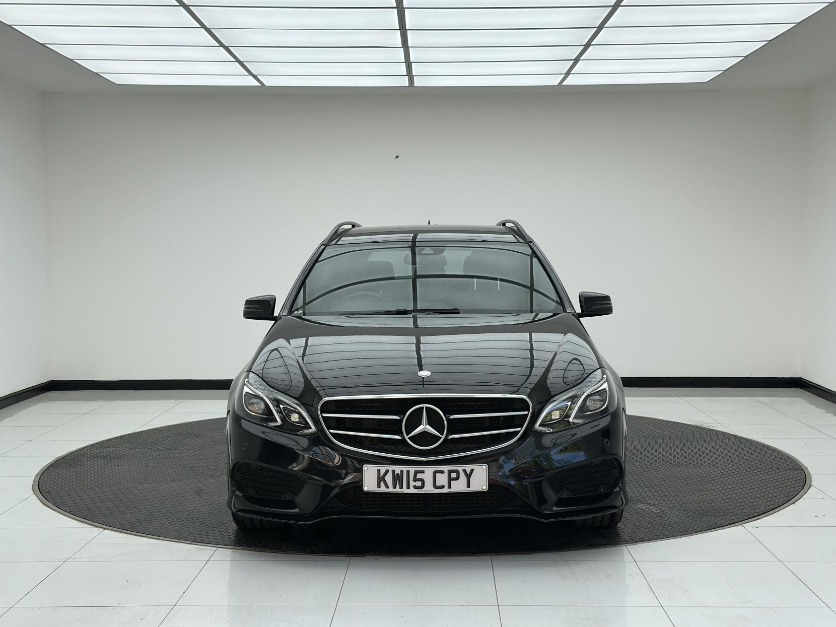 Mercedes-Benz E Class 2.1 E220 BlueTEC AMG Night Edition (Premium) Estate 5dr Diesel G-Tronic+ Euro 6 (s/s) (177 ps)