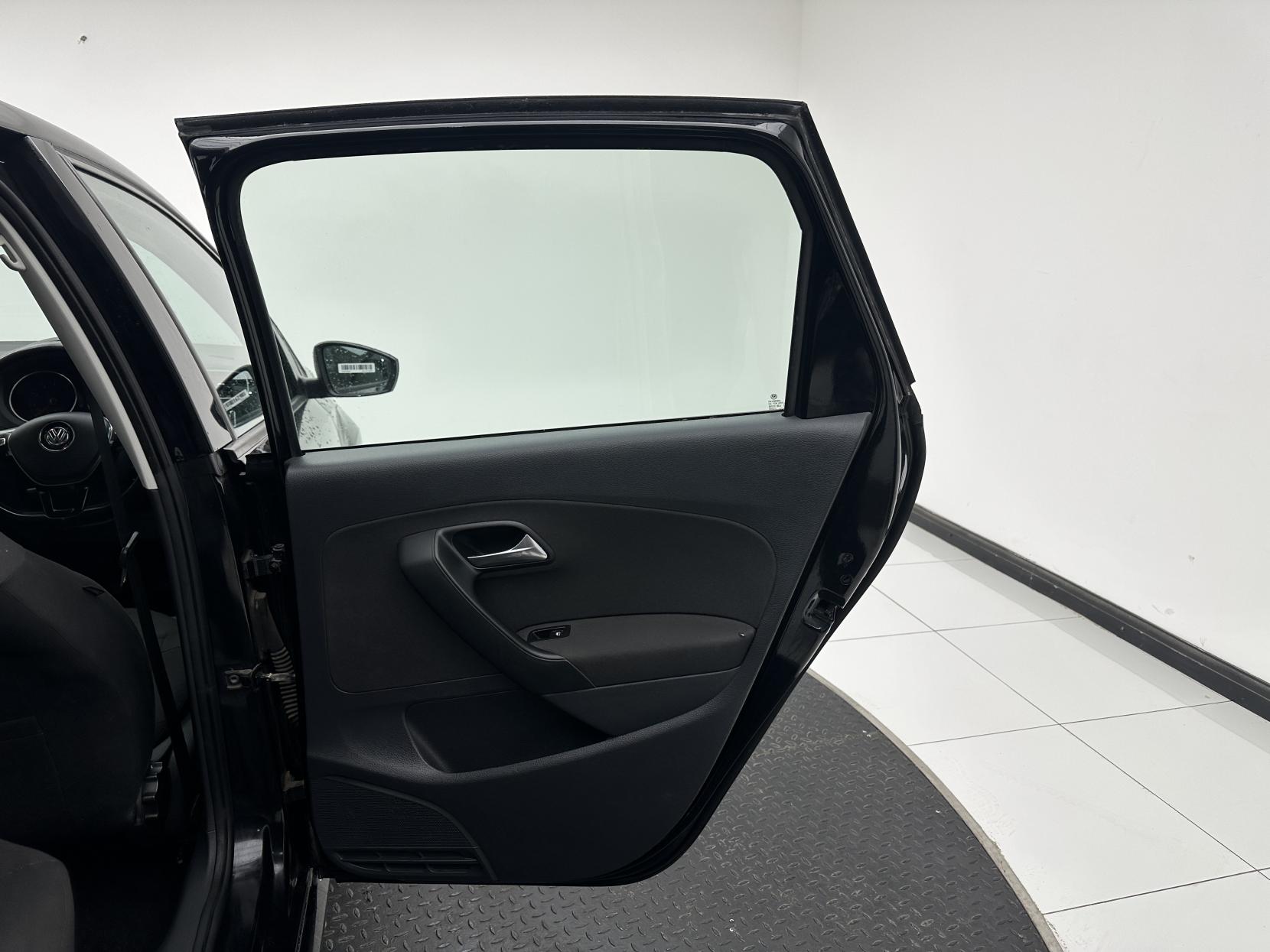 Volkswagen Polo 1.0 BlueMotion Tech SE Hatchback 5dr Petrol Manual Euro 6 (s/s) (60 ps)