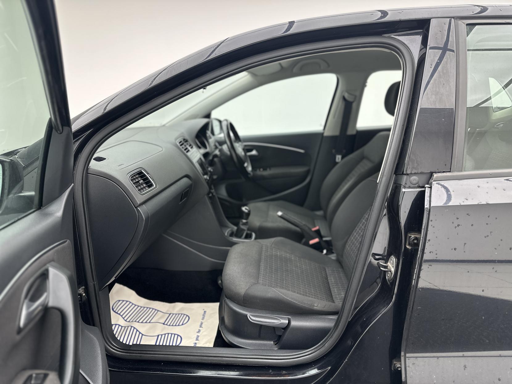 Volkswagen Polo 1.0 BlueMotion Tech SE Hatchback 5dr Petrol Manual Euro 6 (s/s) (60 ps)