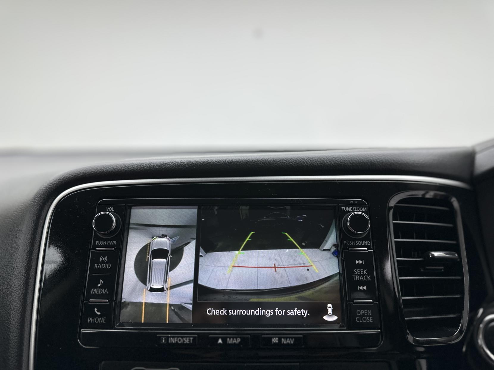 Mitsubishi Outlander 2.0h 12kWh 5hs SUV 5dr Petrol Plug-in Hybrid CVT 4WD Euro 6 (s/s) (200 ps)