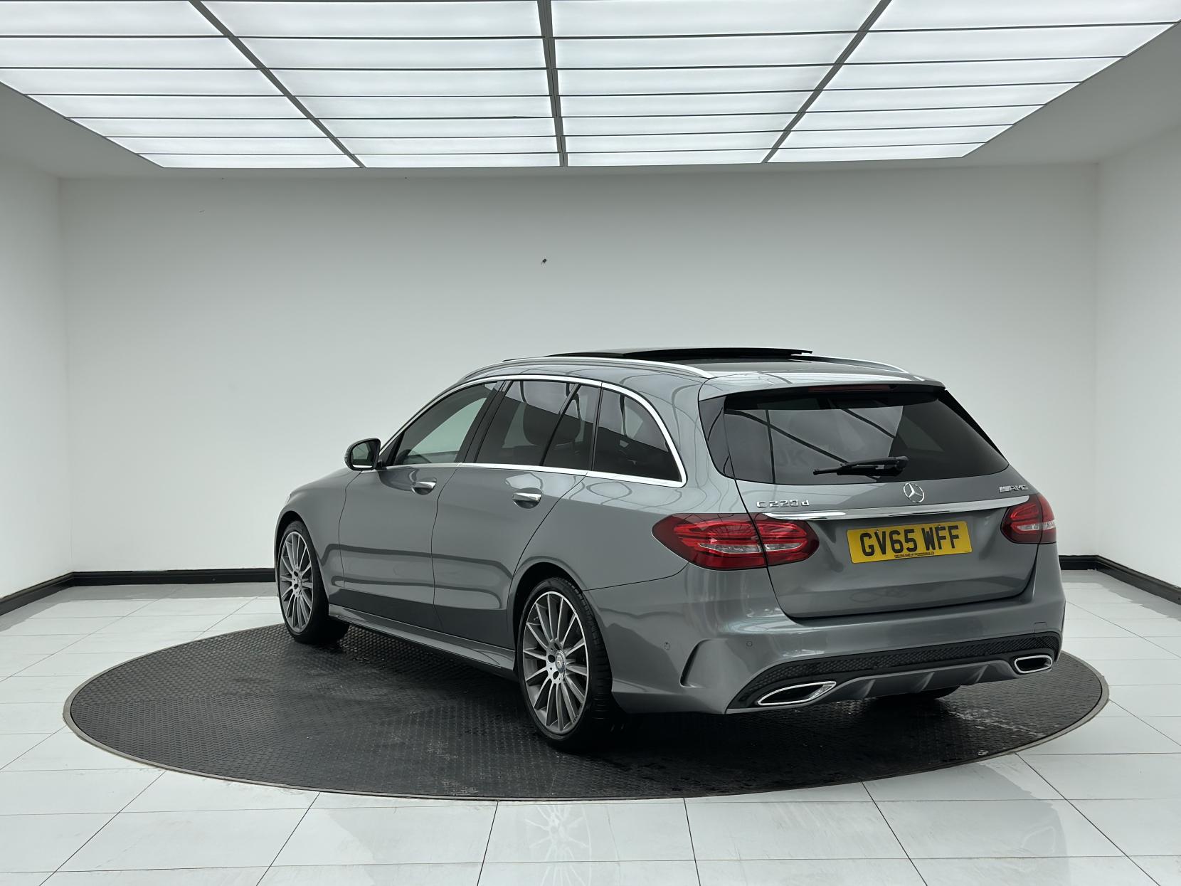 Mercedes-Benz C Class 2.1 C220d AMG Line (Premium) Estate 5dr Diesel 7G-Tronic+ Euro 6 (s/s) (170 ps)