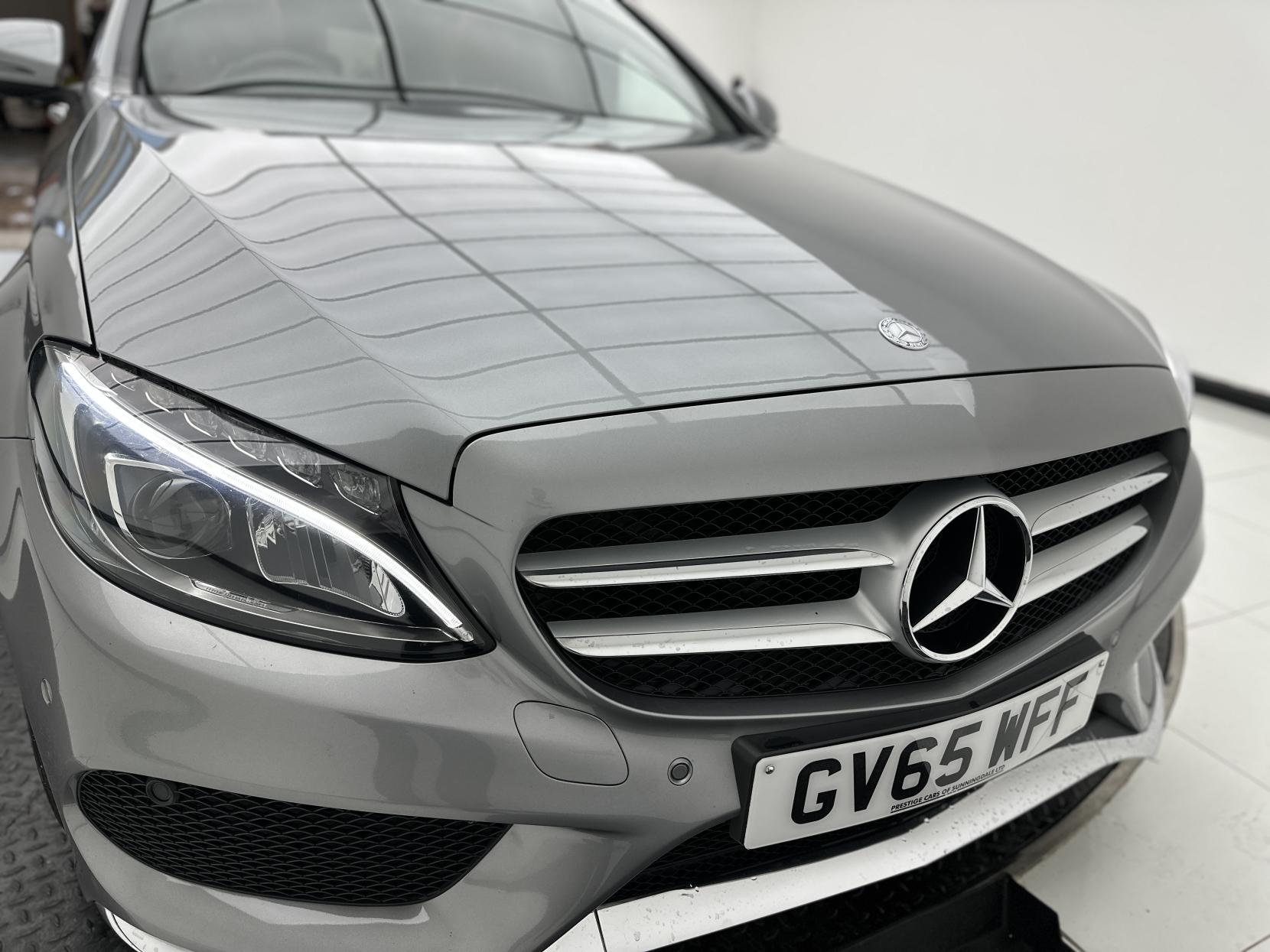 Mercedes-Benz C Class 2.1 C220d AMG Line (Premium) Estate 5dr Diesel 7G-Tronic+ Euro 6 (s/s) (170 ps)