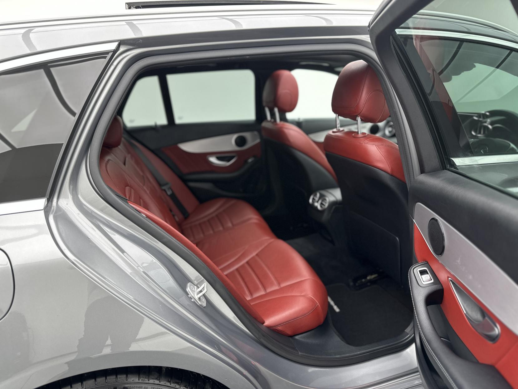 Mercedes-Benz C Class 2.1 C220d AMG Line (Premium) Estate 5dr Diesel 7G-Tronic+ Euro 6 (s/s) (170 ps)