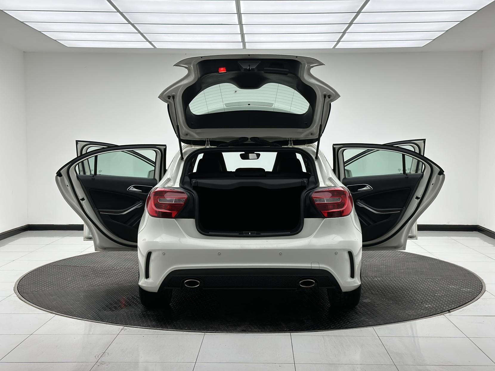 Mercedes-Benz A Class 1.5 A180 CDI AMG Sport Hatchback 5dr Diesel 7G-DCT Euro 6 (s/s) (109 ps)