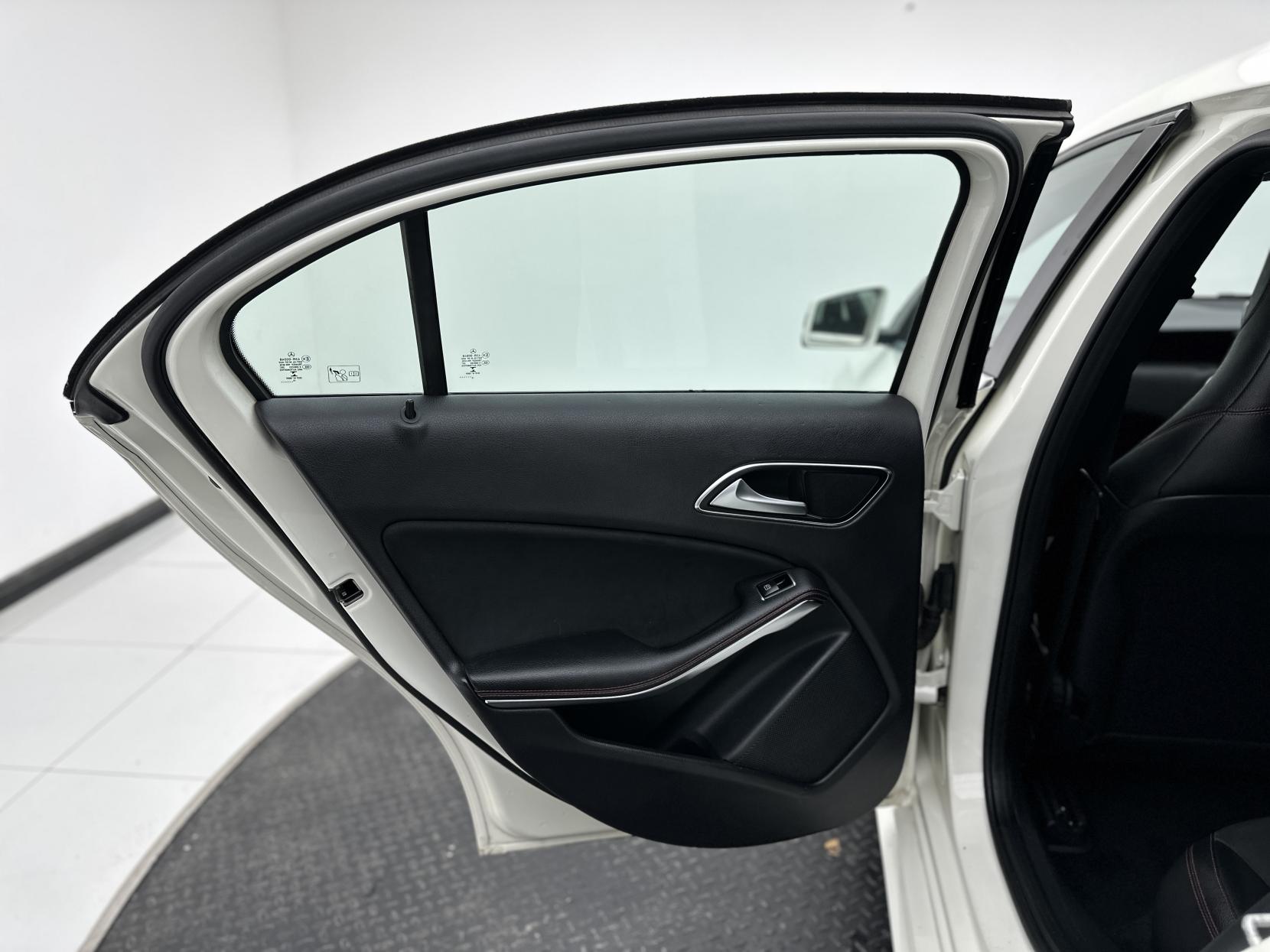 Mercedes-Benz A Class 1.5 A180 CDI AMG Sport Hatchback 5dr Diesel 7G-DCT Euro 6 (s/s) (109 ps)