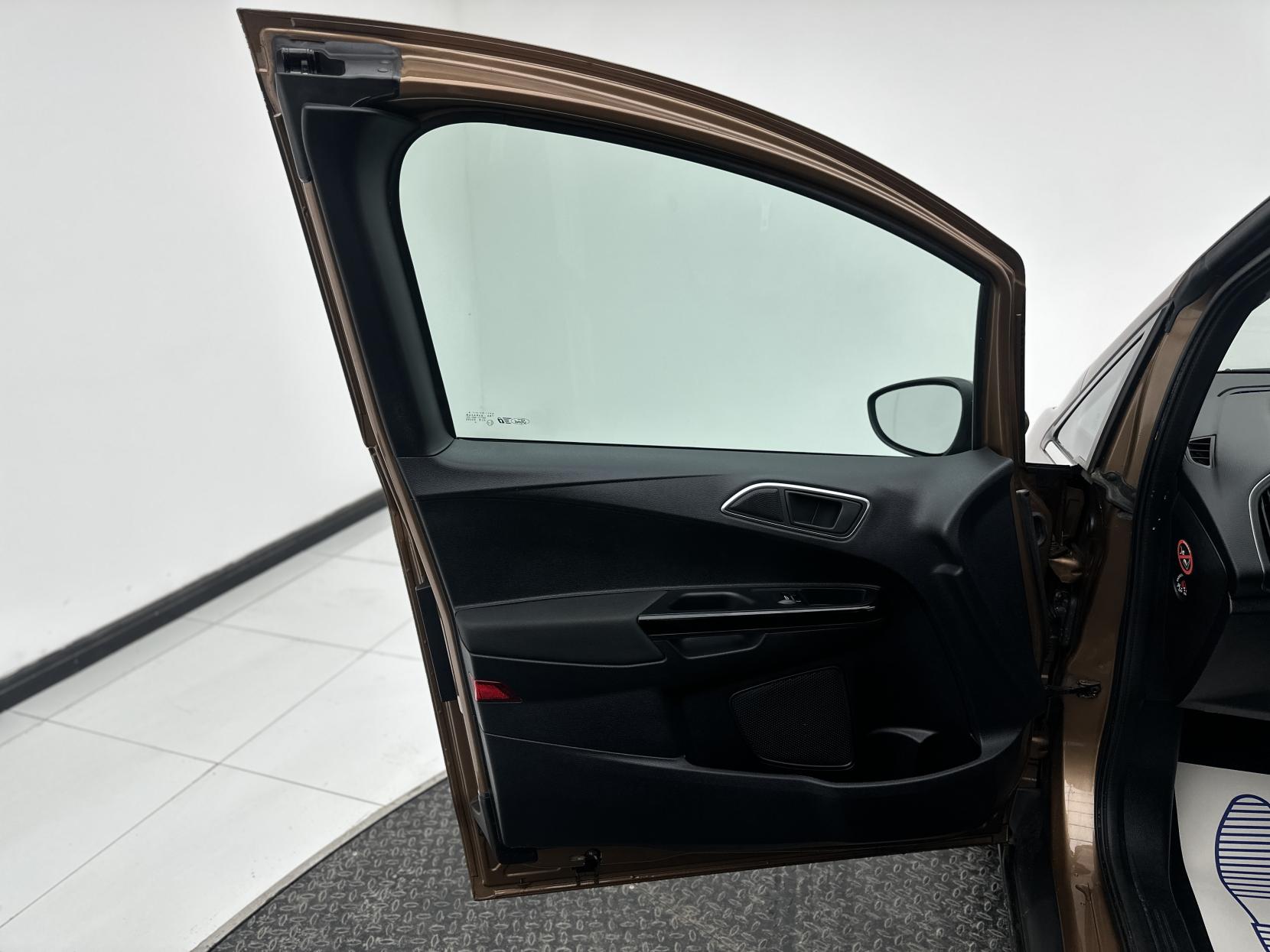 Ford B-Max 1.6 Titanium MPV 5dr Petrol Powershift Euro 5 (105 ps)