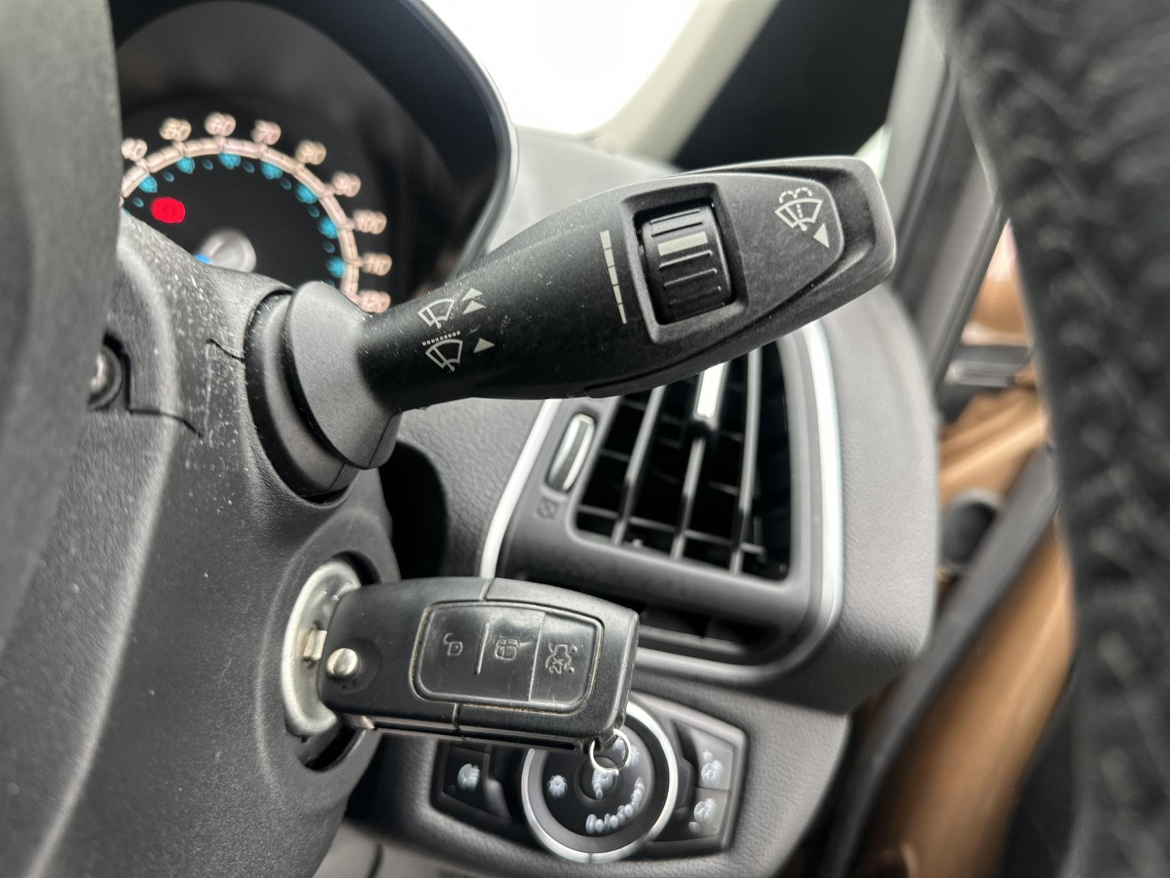 Ford B-Max 1.6 Titanium MPV 5dr Petrol Powershift Euro 5 (105 ps)