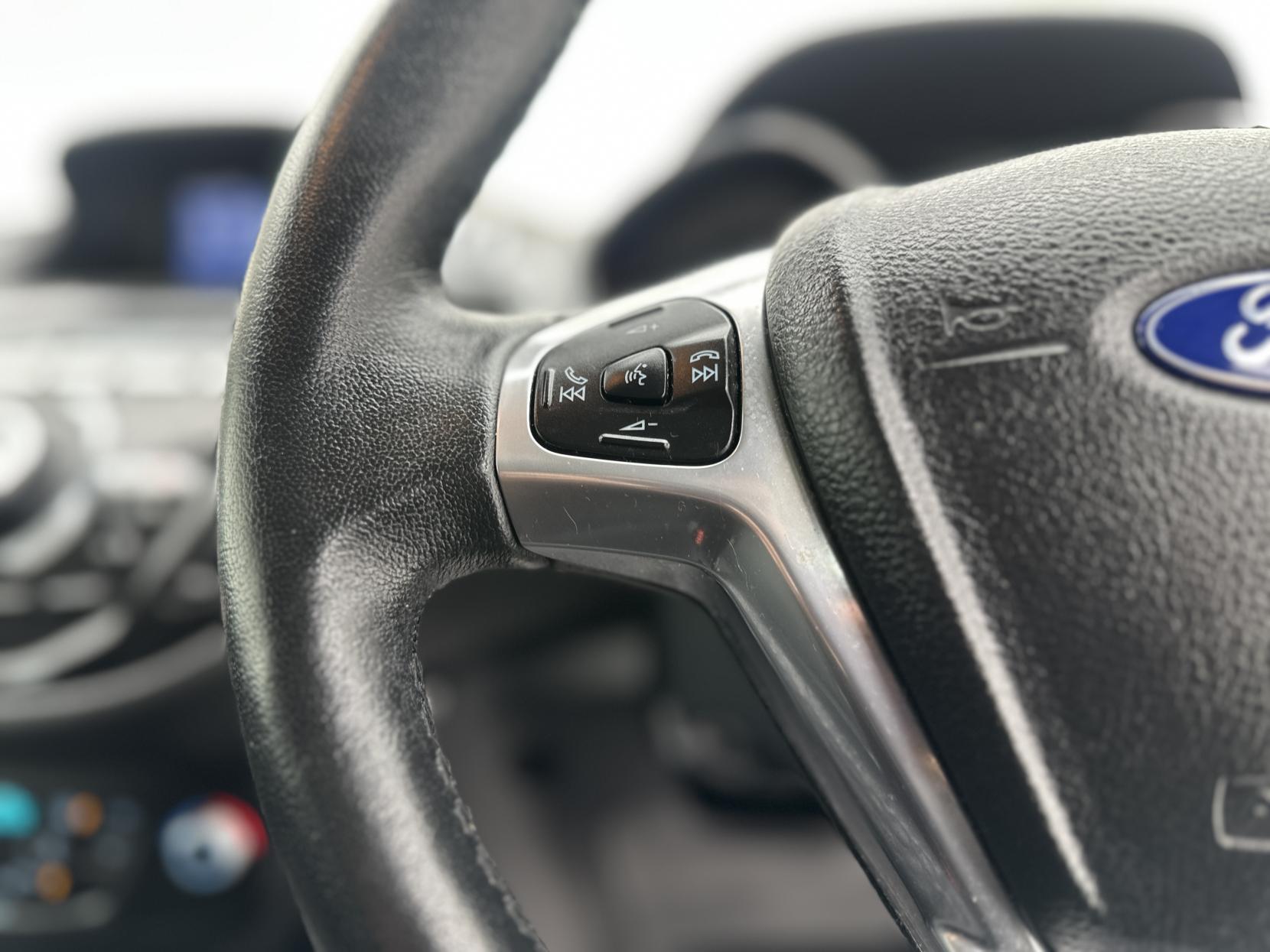 Ford B-Max 1.6 Titanium MPV 5dr Petrol Powershift Euro 5 (105 ps)