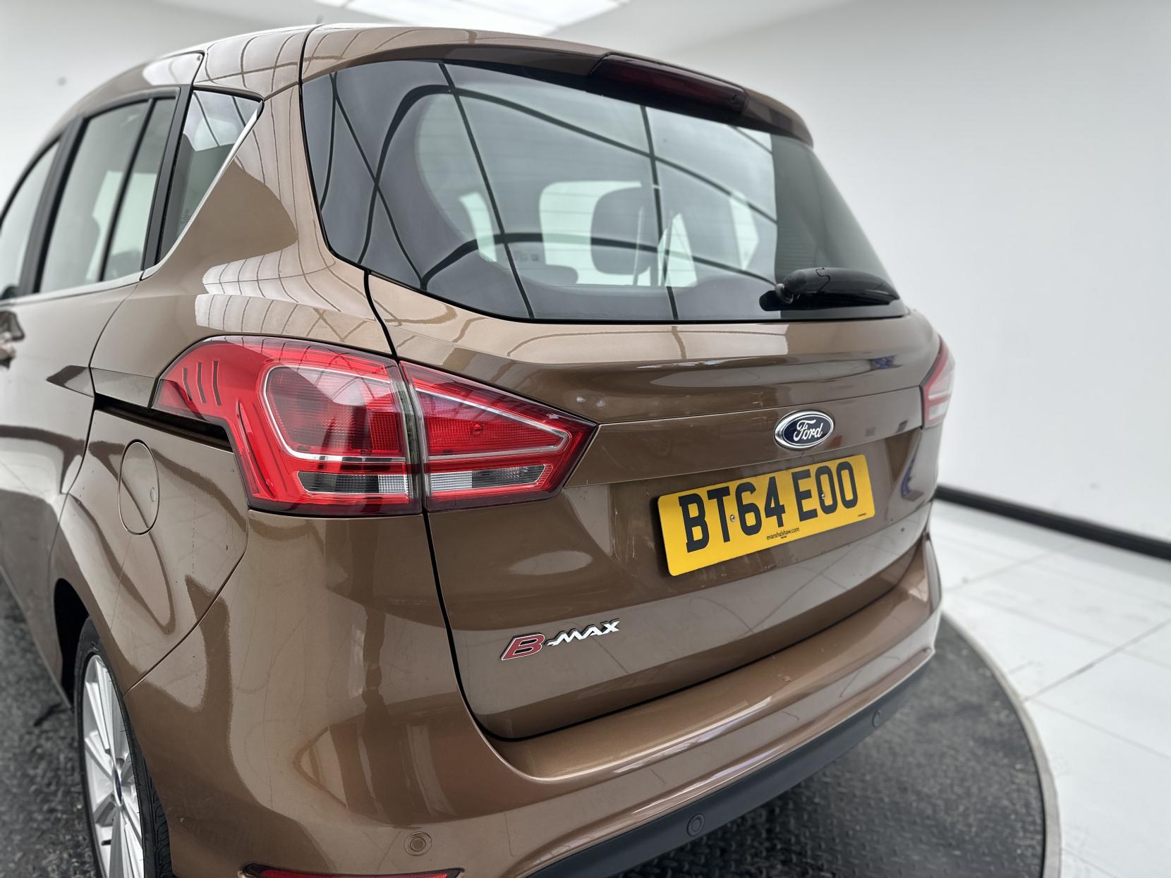 Ford B-Max 1.6 Titanium MPV 5dr Petrol Powershift Euro 5 (105 ps)