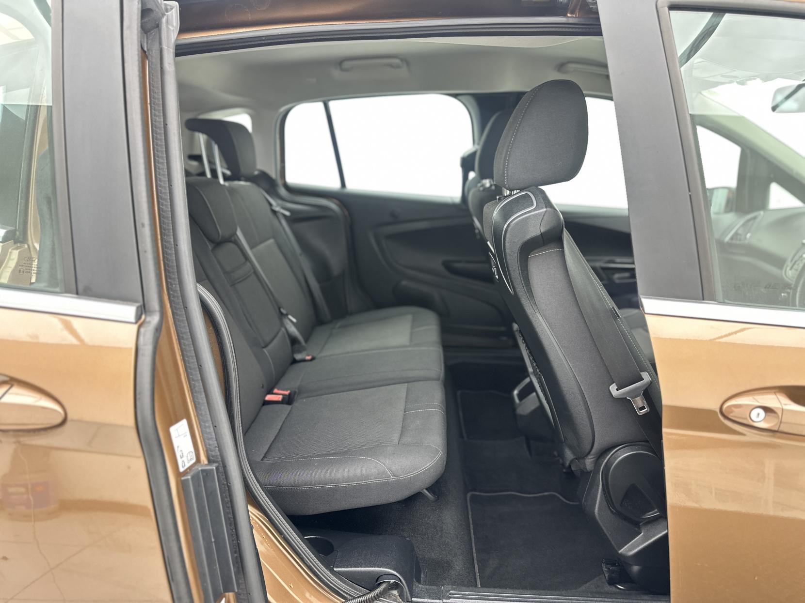 Ford B-Max 1.6 Titanium MPV 5dr Petrol Powershift Euro 5 (105 ps)