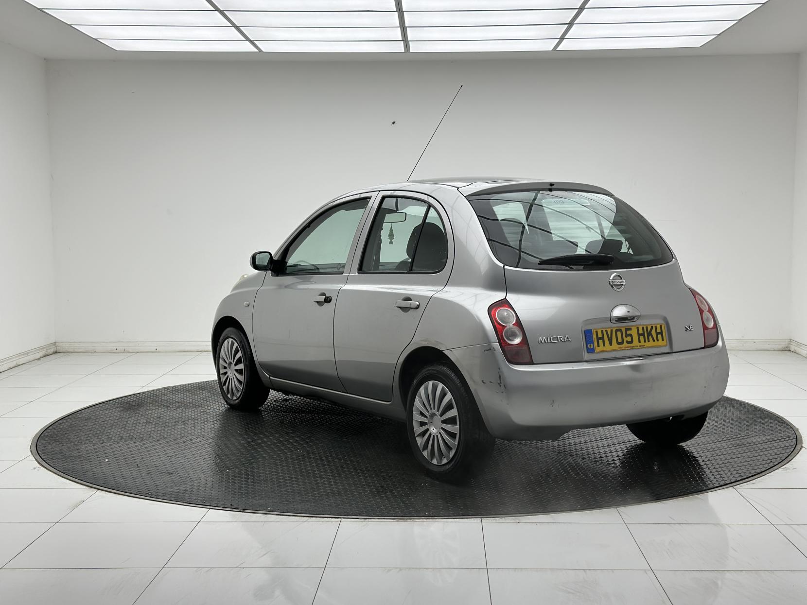 Nissan Micra 1.2 16v SE Hatchback 5dr Petrol Automatic (161 g/km, 79 bhp)