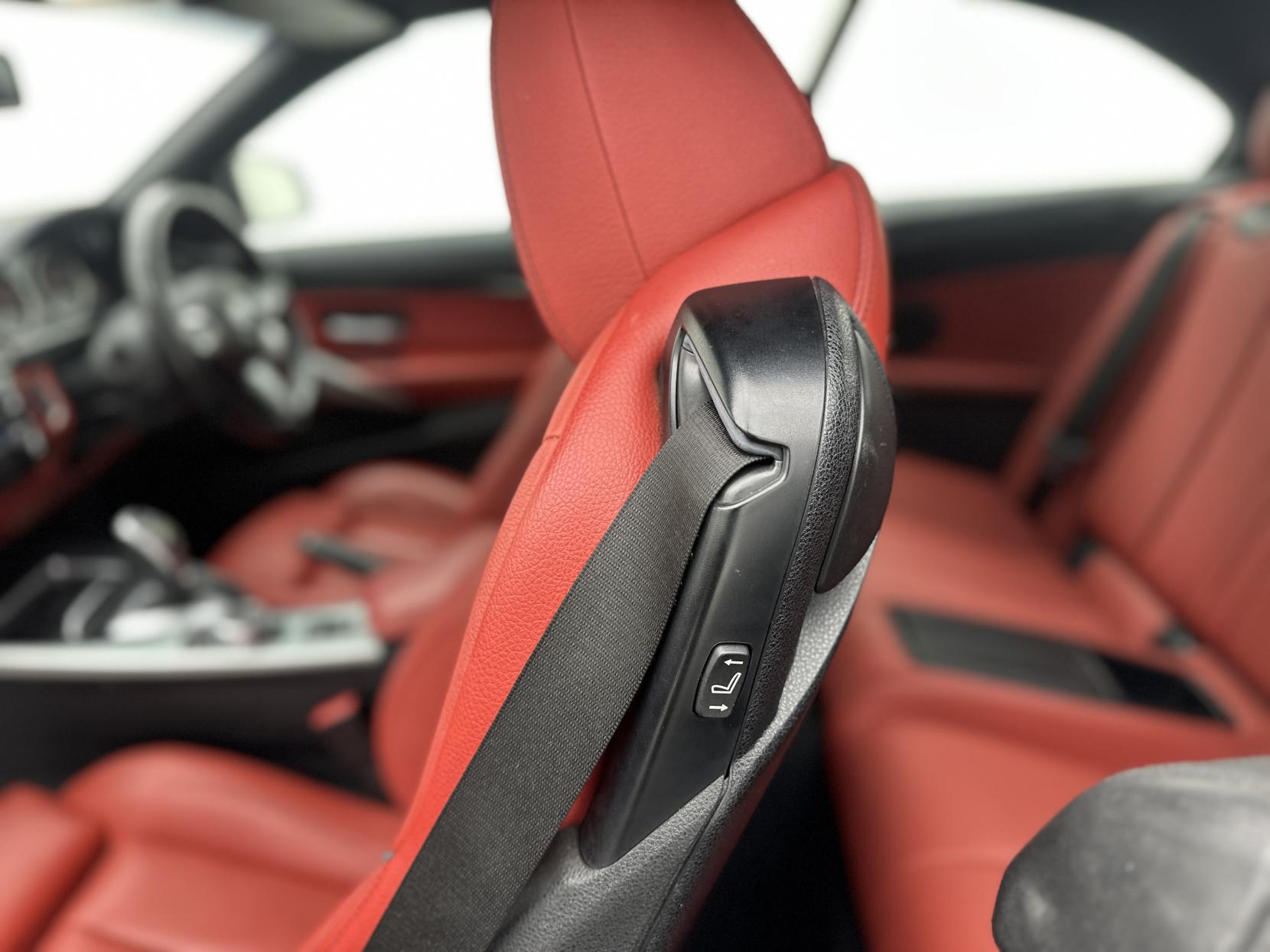 BMW 4 Series 2.0 420d M Sport Convertible 2dr Diesel Auto Euro 6 (s/s) (190 ps)