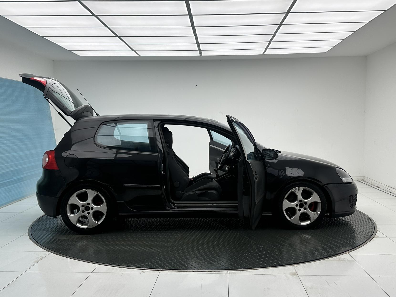 Volkswagen Golf 2.0 TFSI GTI Hatchback 3dr Petrol Manual (189 g/km, 198 bhp)