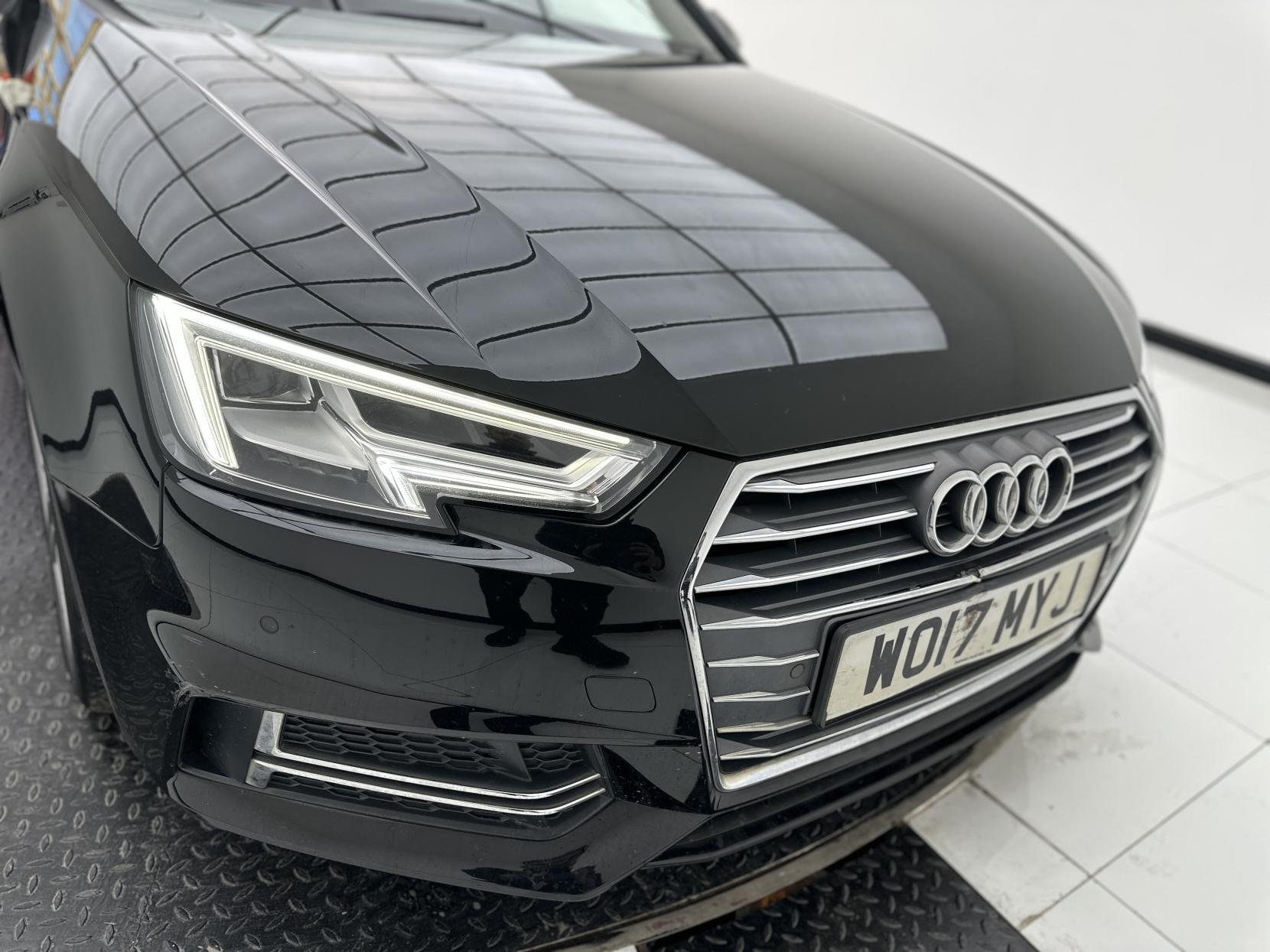 Audi A4 2.0 TDI ultra S line Saloon 4dr Diesel S Tronic Euro 6 (s/s) (190 ps)