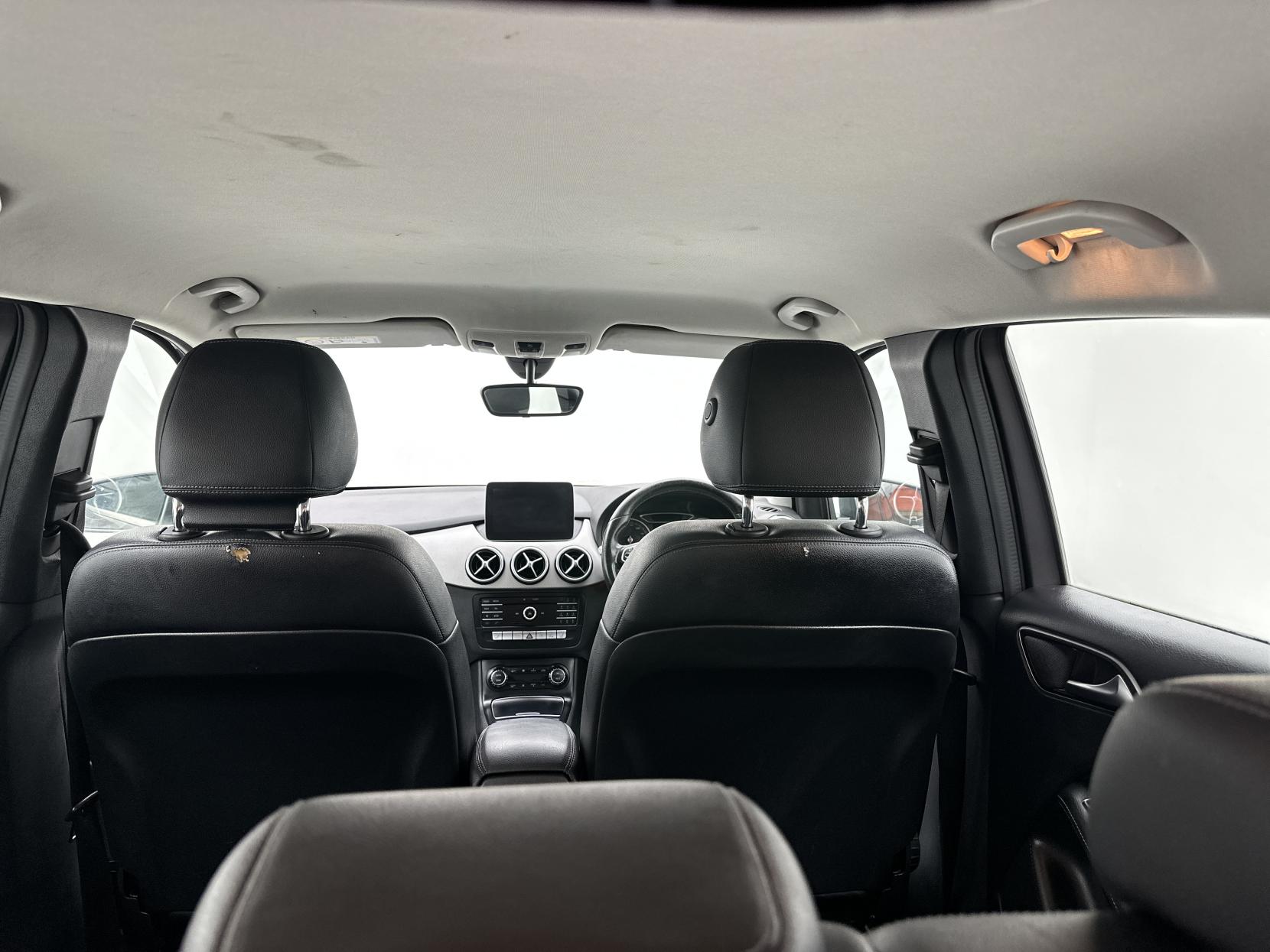 Mercedes-Benz B Class 1.5 B180d Sport (Executive) MPV 5dr Diesel 7G-DCT Euro 6 (s/s) (109 ps)