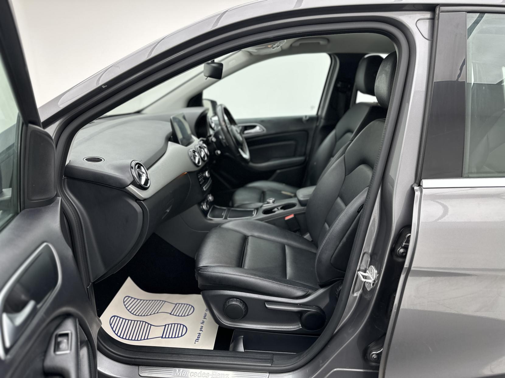 Mercedes-Benz B Class 1.5 B180d Sport (Executive) MPV 5dr Diesel 7G-DCT Euro 6 (s/s) (109 ps)