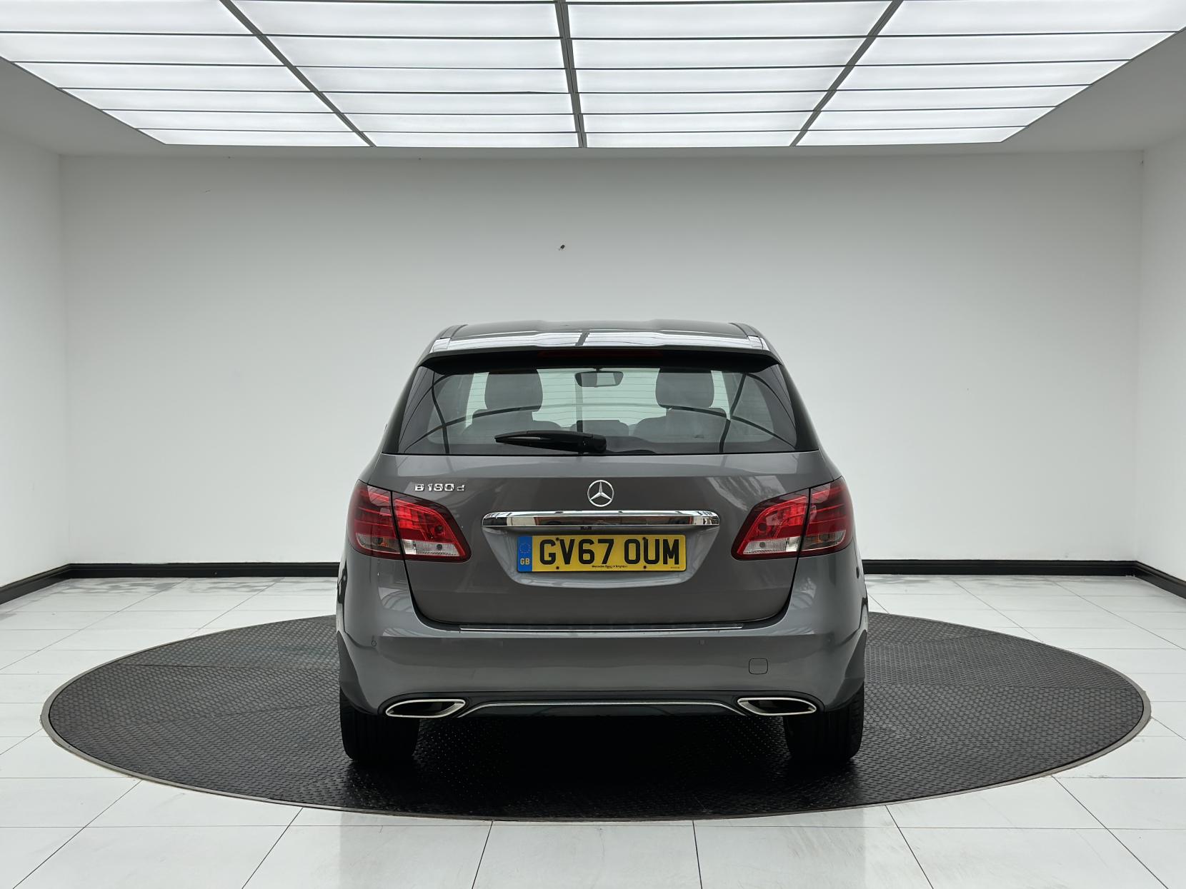 Mercedes-Benz B Class 1.5 B180d Sport (Executive) MPV 5dr Diesel 7G-DCT Euro 6 (s/s) (109 ps)