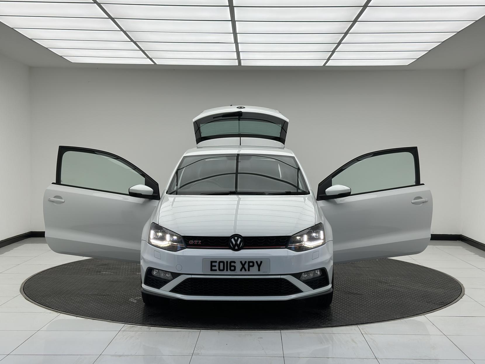 Volkswagen Polo 1.8 TSI BlueMotion Tech GTI Hatchback 3dr Petrol DSG Euro 6 (s/s) (192 ps)