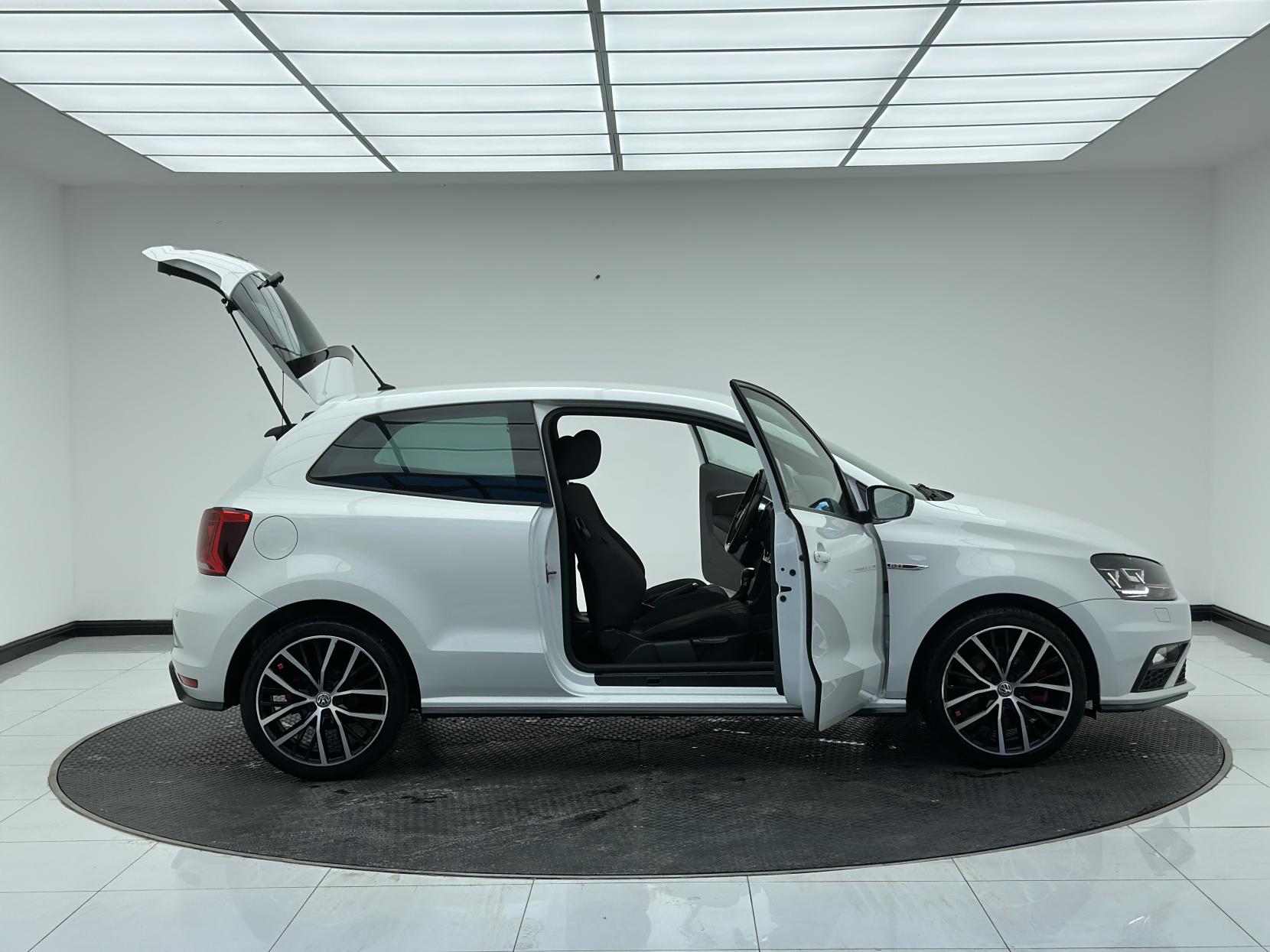 Volkswagen Polo 1.8 TSI BlueMotion Tech GTI Hatchback 3dr Petrol DSG Euro 6 (s/s) (192 ps)