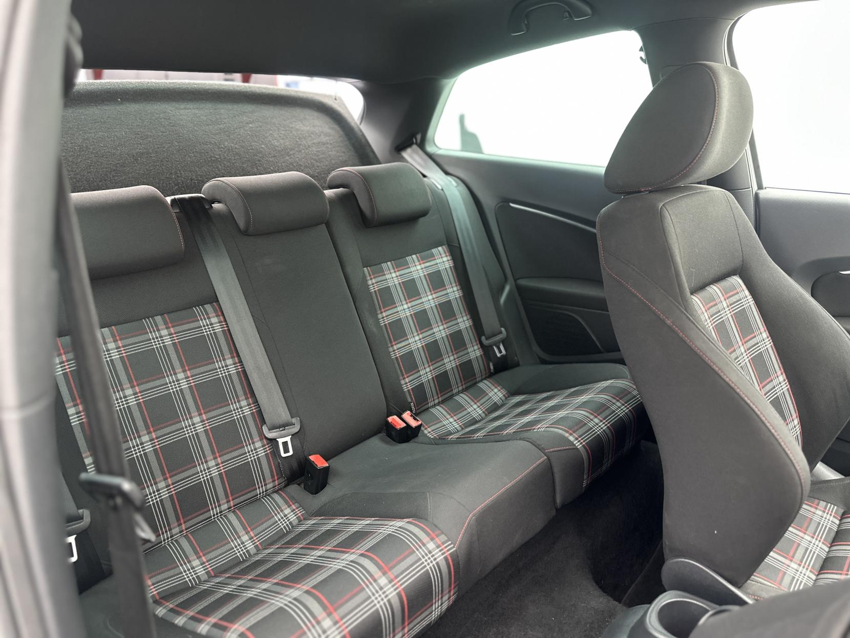 Volkswagen Polo 1.8 TSI BlueMotion Tech GTI Hatchback 3dr Petrol DSG Euro 6 (s/s) (192 ps)