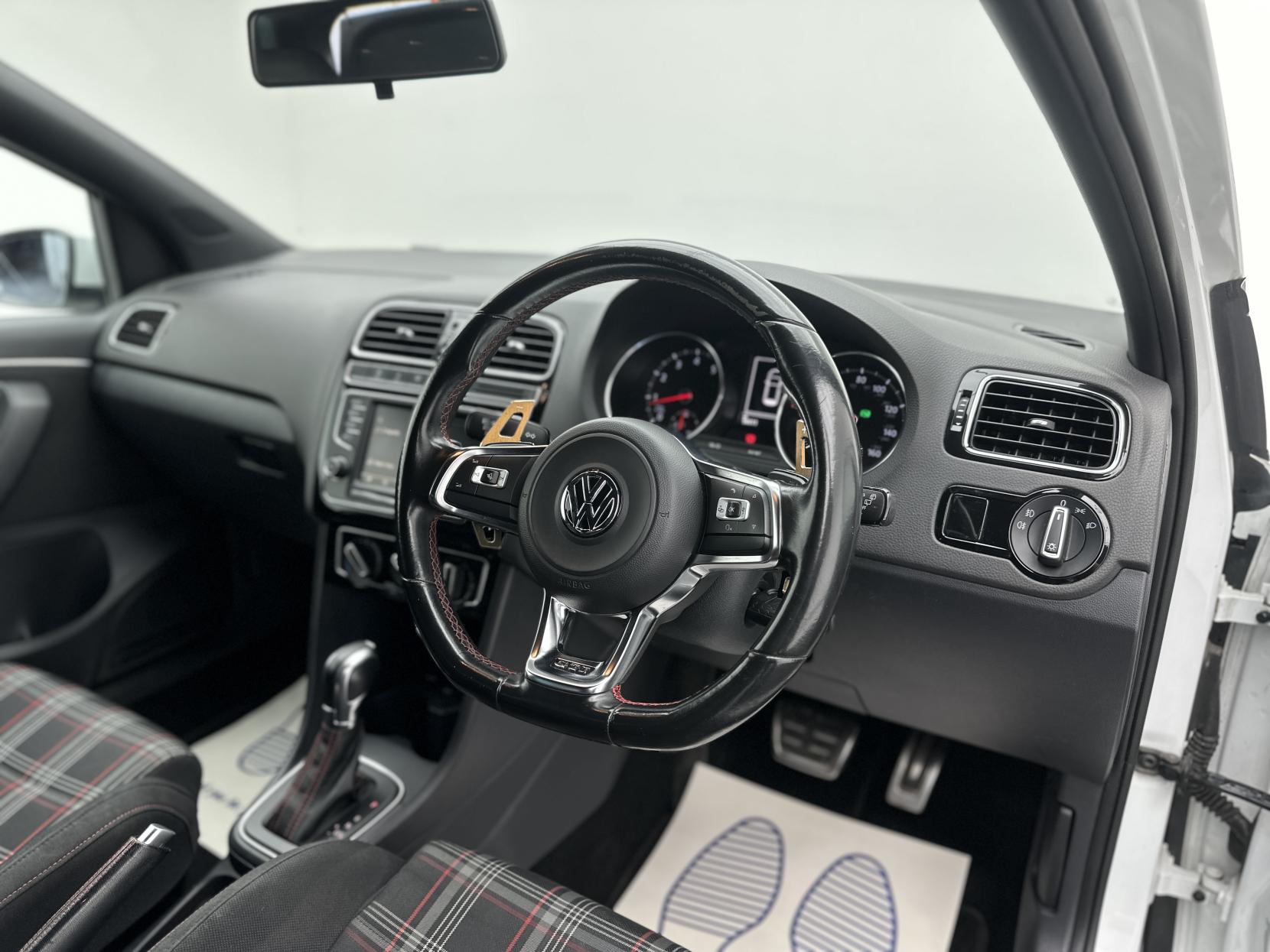 Volkswagen Polo 1.8 TSI BlueMotion Tech GTI Hatchback 3dr Petrol DSG Euro 6 (s/s) (192 ps)