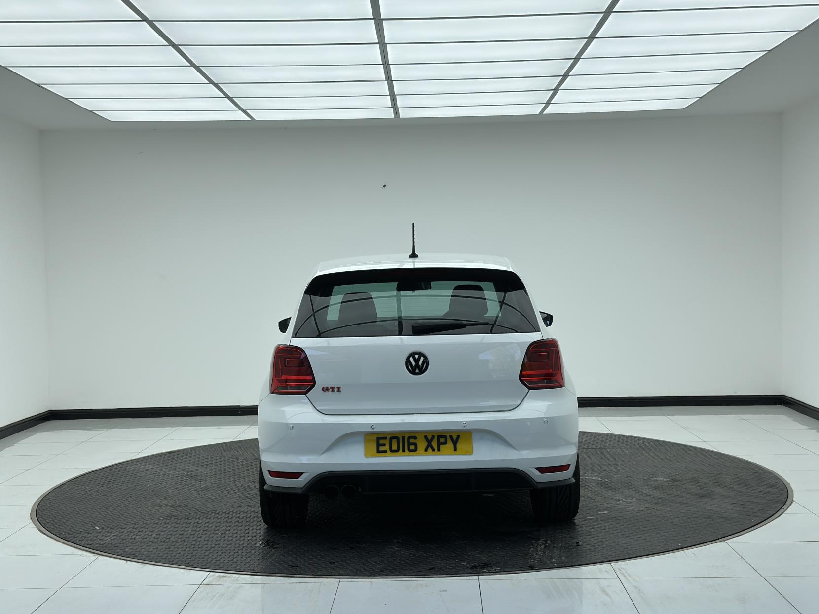 Volkswagen Polo 1.8 TSI BlueMotion Tech GTI Hatchback 3dr Petrol DSG Euro 6 (s/s) (192 ps)