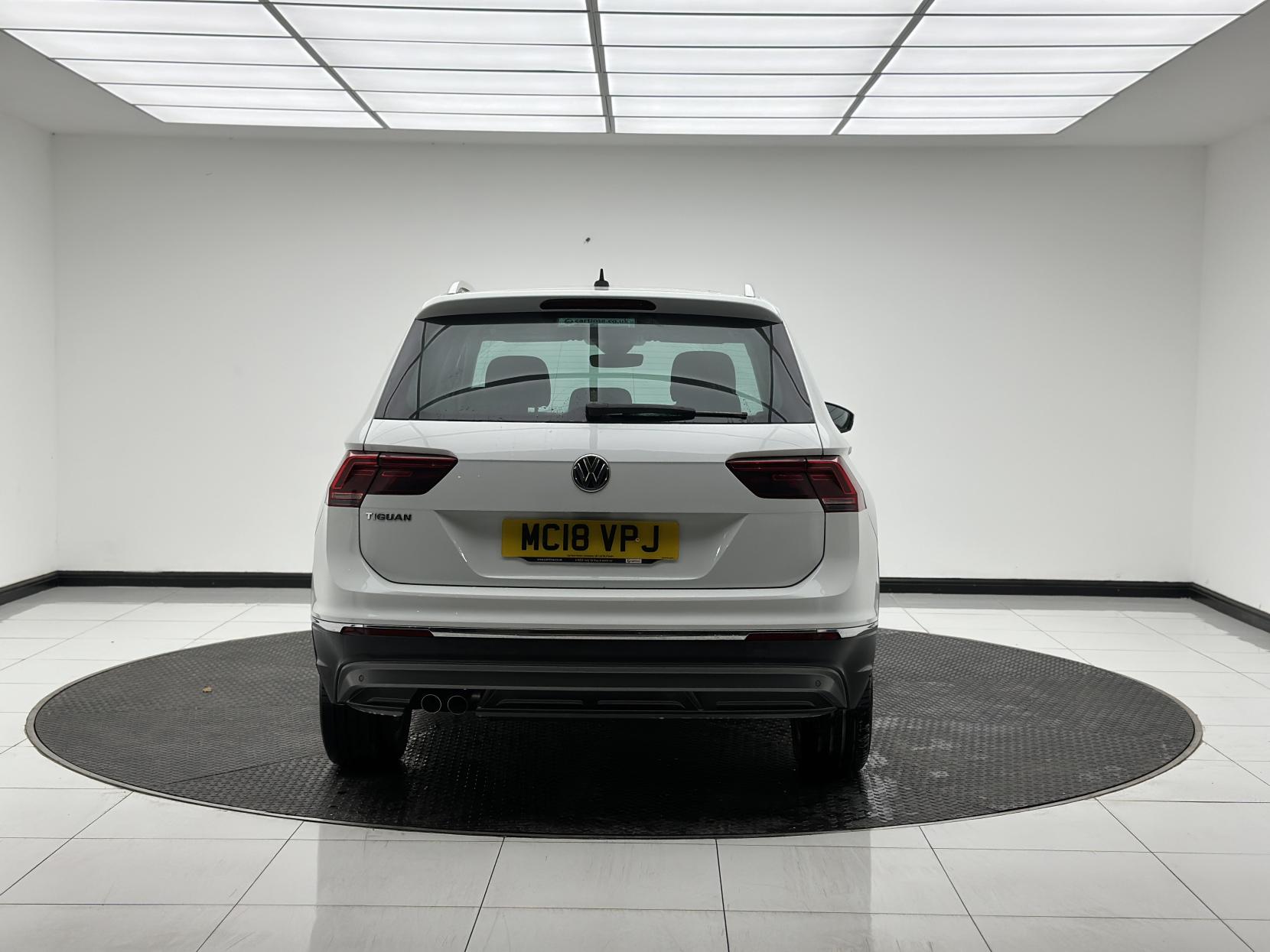 Volkswagen Tiguan 2.0 TDI SEL SUV 5dr Diesel DSG Euro 6 (s/s) (150 ps)