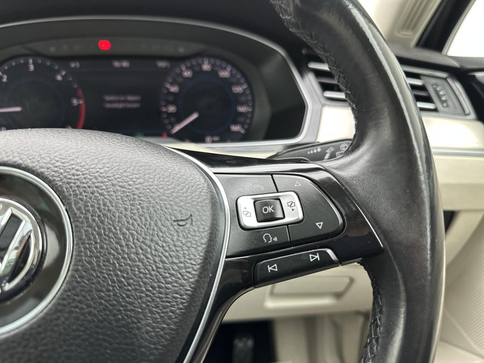 Volkswagen Passat 2.0 TDI GT Estate 5dr Diesel DSG Euro 6 (s/s) (150 ps)