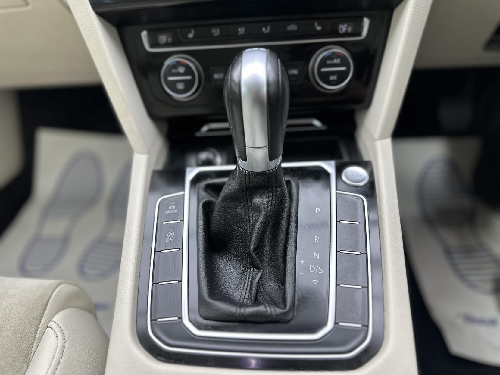 Volkswagen Passat 2.0 TDI GT Estate 5dr Diesel DSG Euro 6 (s/s) (150 ps)