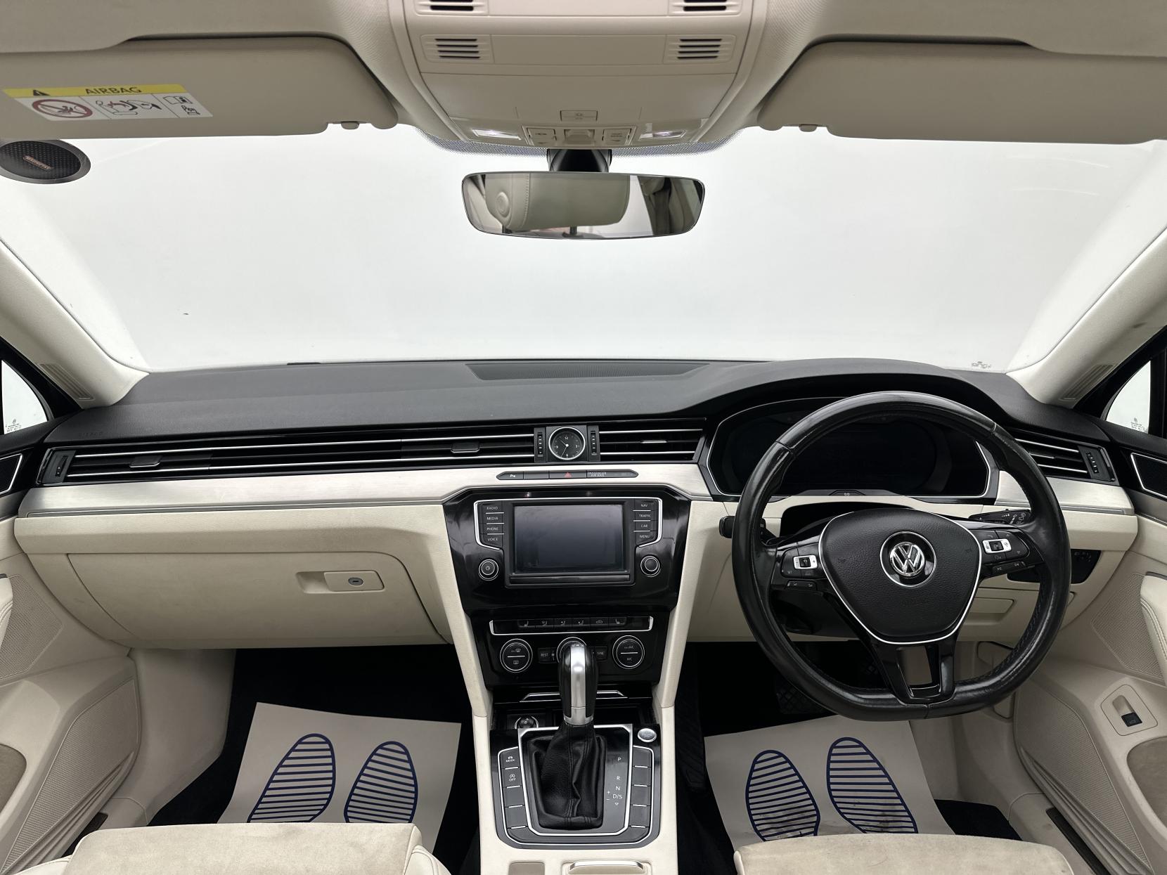 Volkswagen Passat 2.0 TDI GT Estate 5dr Diesel DSG Euro 6 (s/s) (150 ps)